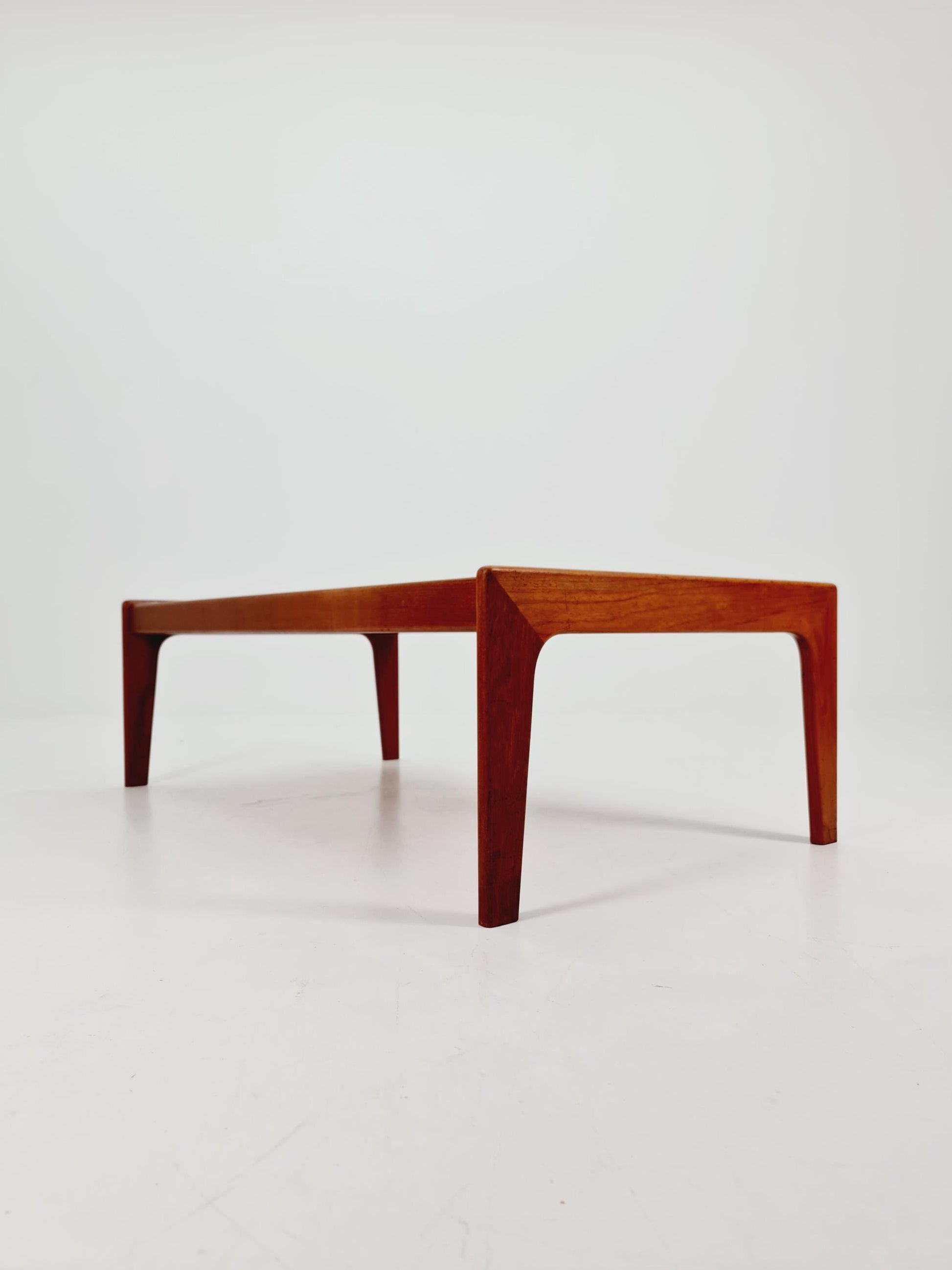 Danish Coffee Table by Arne Wahl Iversen for Komfort Møbelfabrik, 1960s