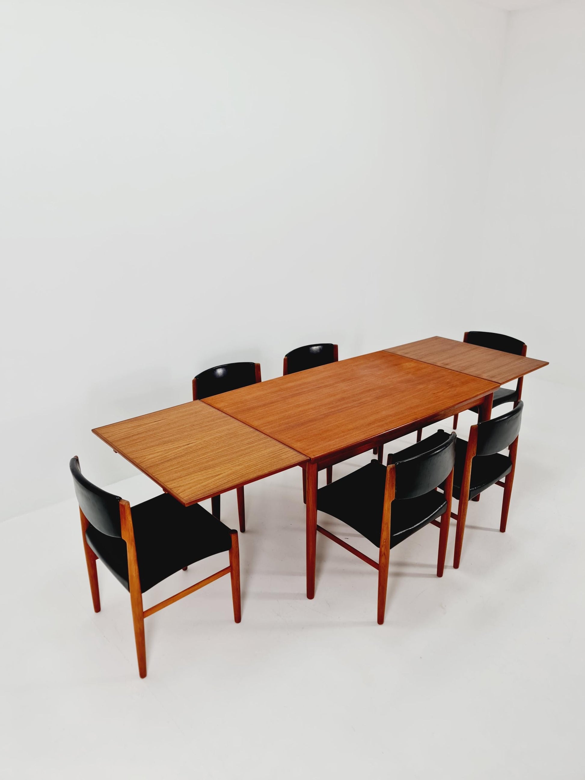Mid century Danish Teak dining table , 1960s