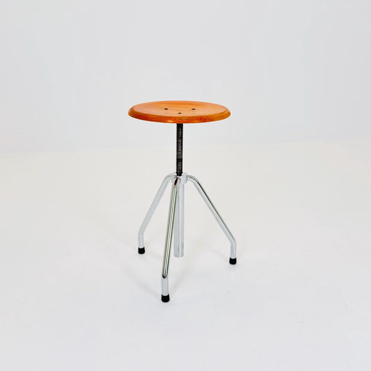Mid Century Modern Industrial Tripod Stool 1980s Italy – Bauhaus Swivel Adjustable