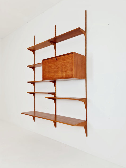 Mid century Danish teak Wall Unit with bar cabinet /Desk by Poul Cadovius for Royal,Denmark, 1960s