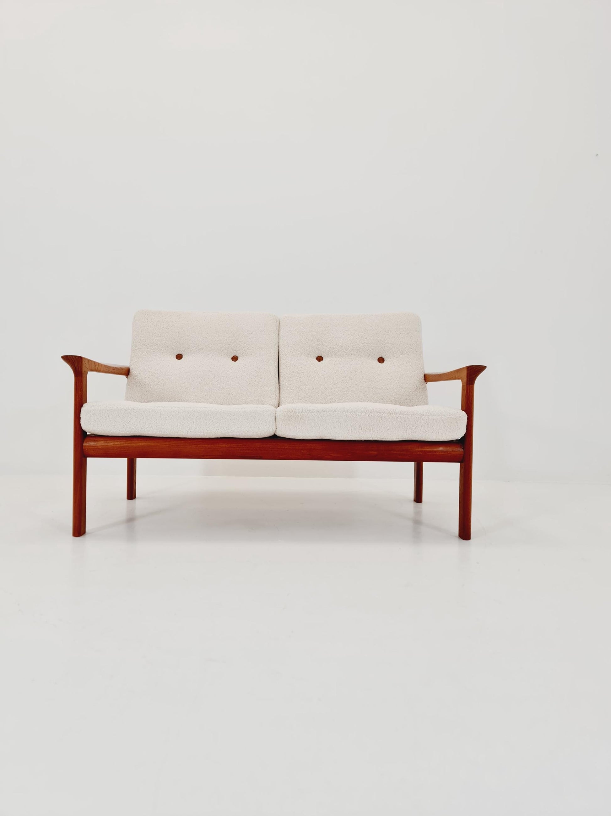 Mid century easy lounge couch by Sven ellekaer for komfort teak , 1960s