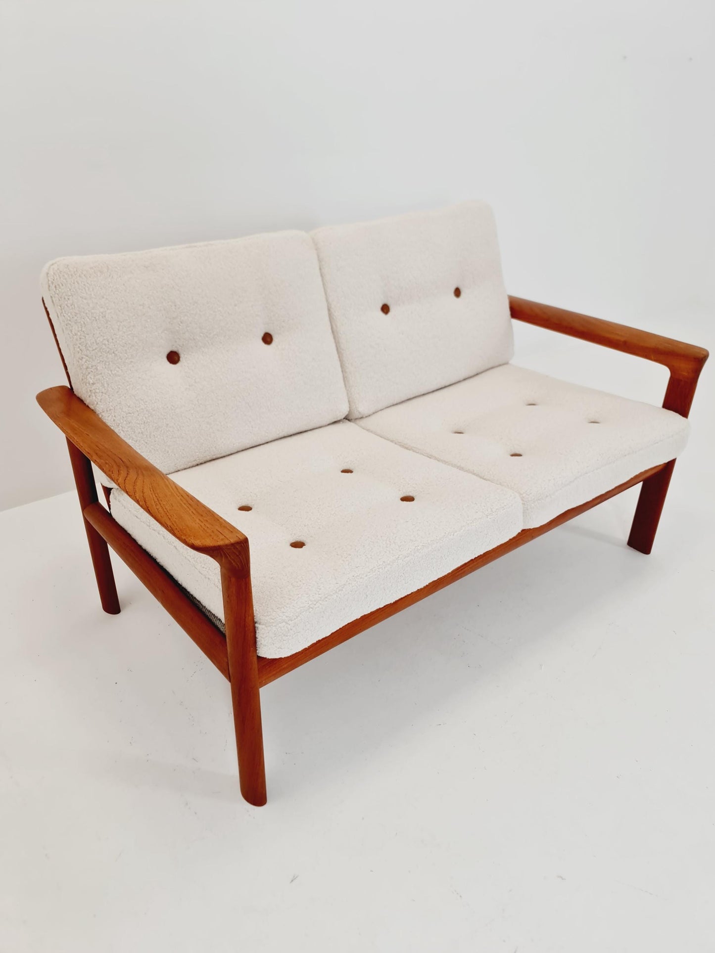 Mid century easy lounge couch by Sven ellekaer for komfort teak , 1960s