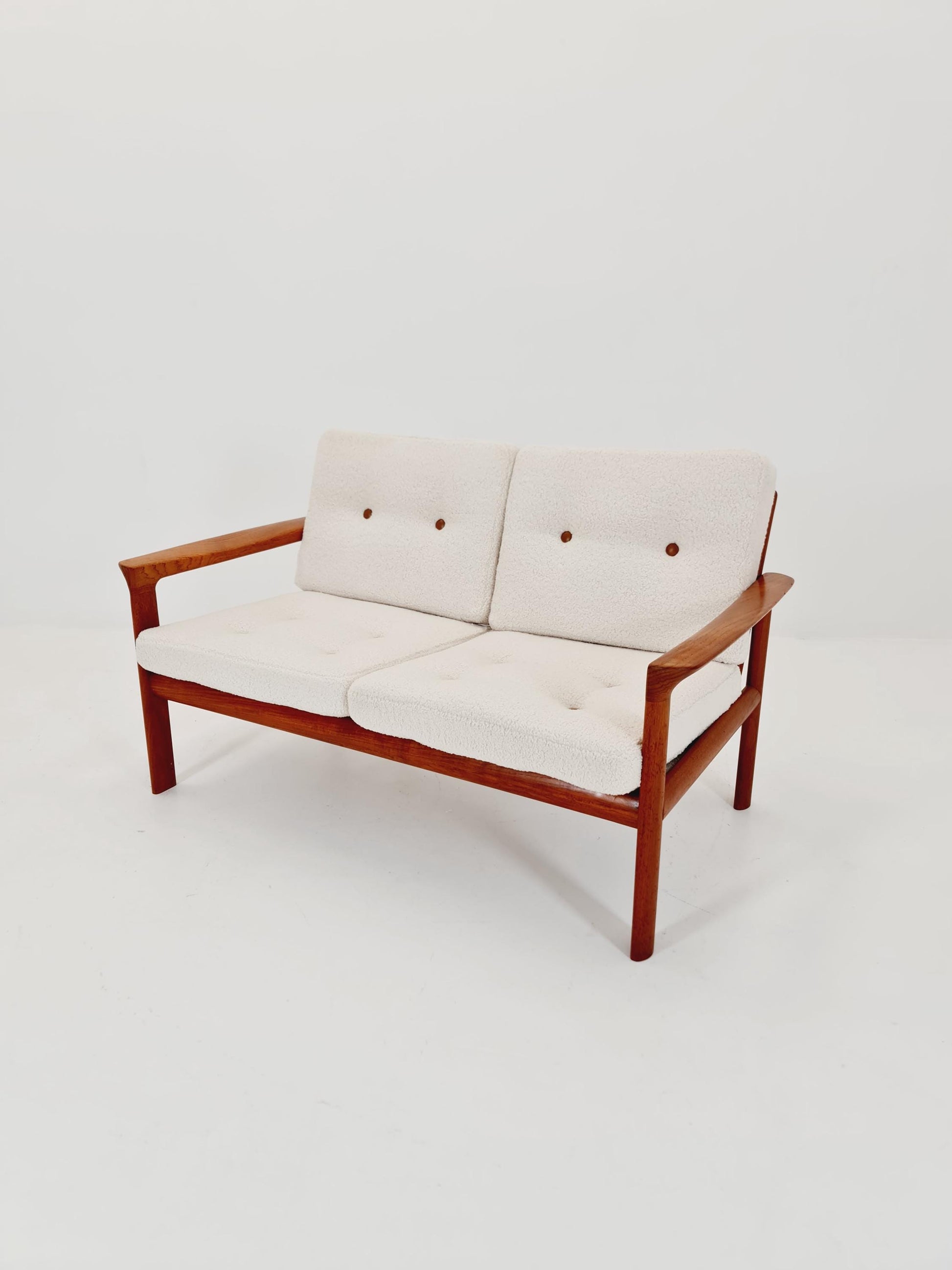 Mid century easy lounge couch by Sven ellekaer for komfort teak , 1960s