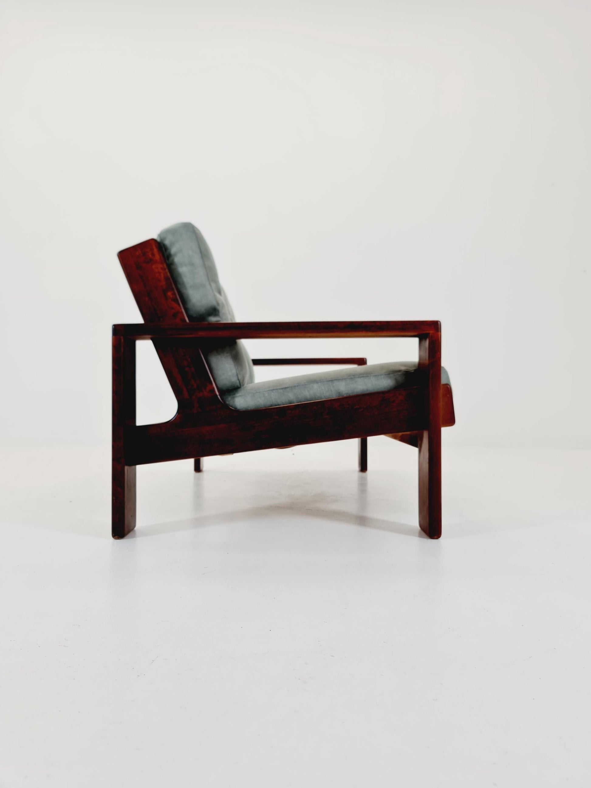 Midcentury easy lounge couch by Esko Pajamies for Askoo, Finland, 1960s,