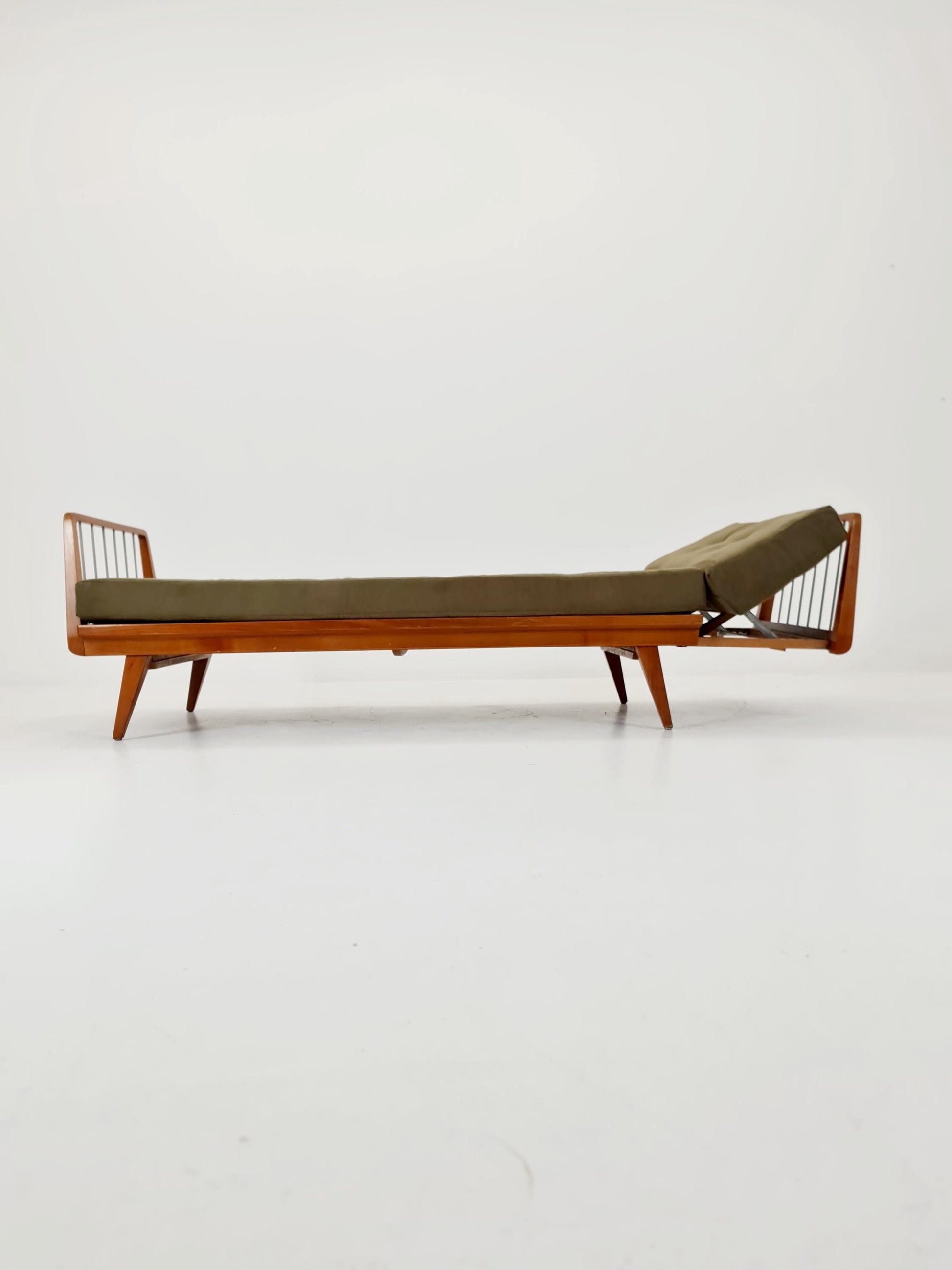 Midcentury Stella Sofa Ash wood Daybed by Walter Knoll , Germany, 1950s