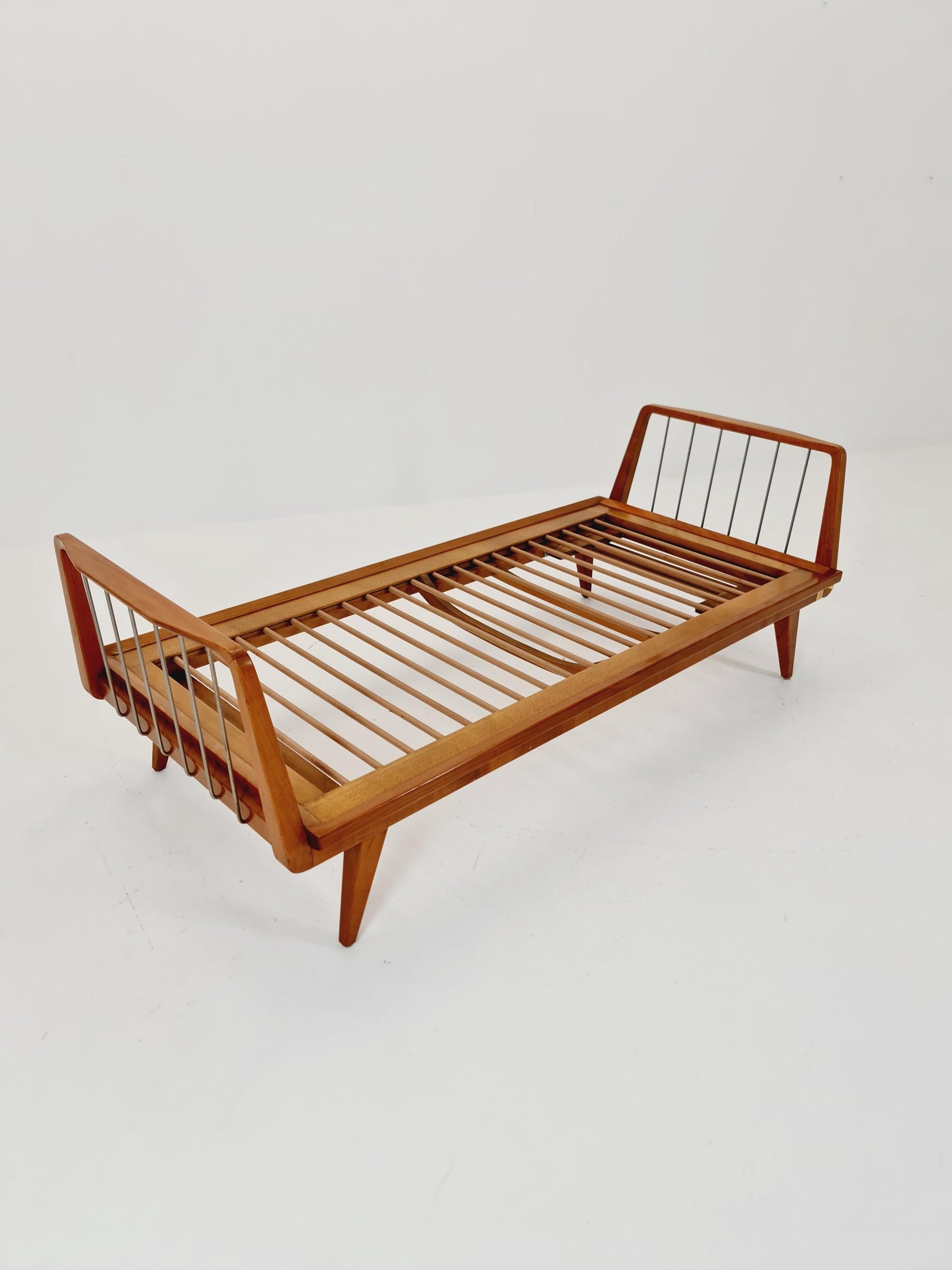 Midcentury Stella Sofa Ash wood Daybed by Walter Knoll , Germany, 1950s