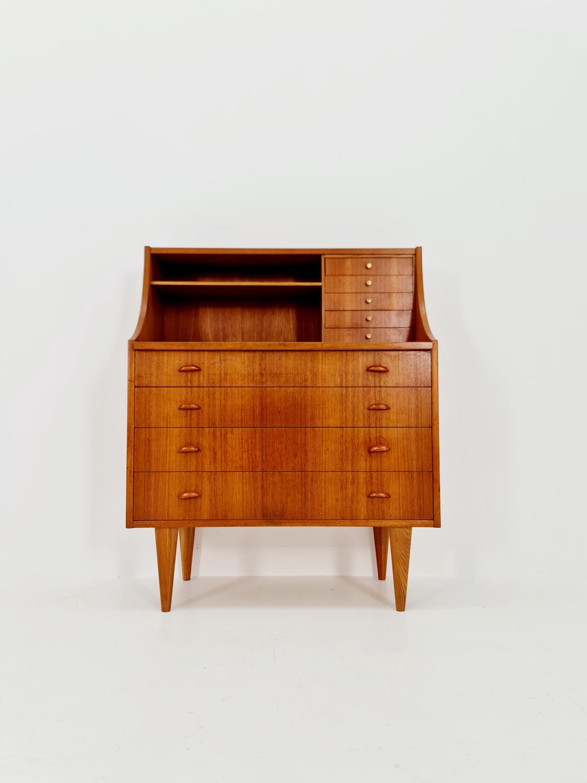 Midcentury vintage Teak secretary / vanity /Make up table By Arne Wahl iversen 1960s