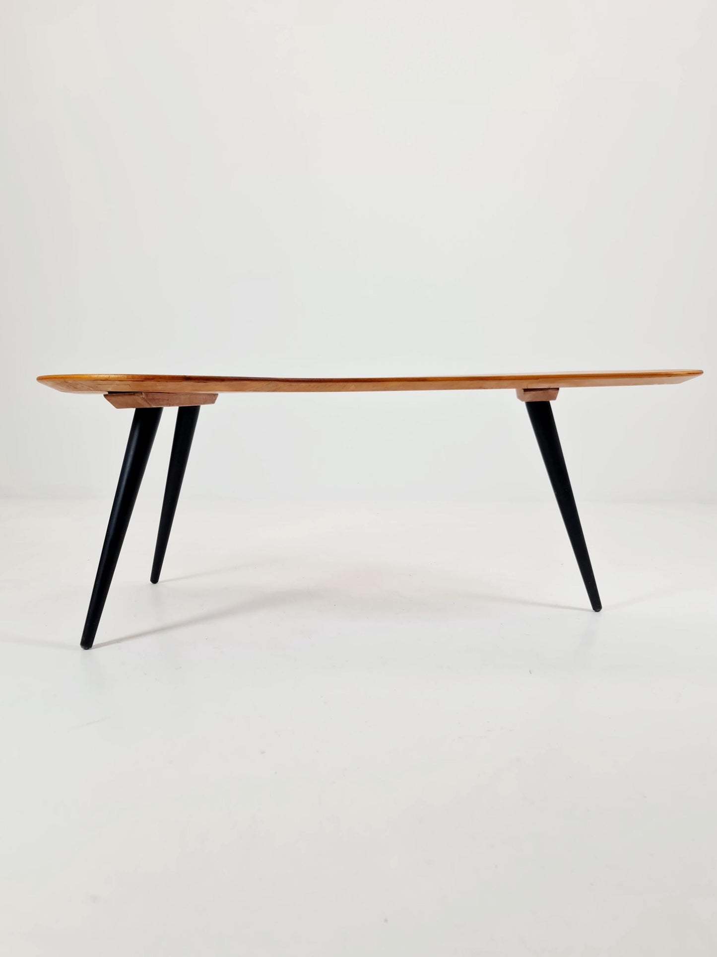 Mid-Century Modern Organic Coffee Table – in Kidney shap by Willy Van Der Meeren Holland, 1960s
