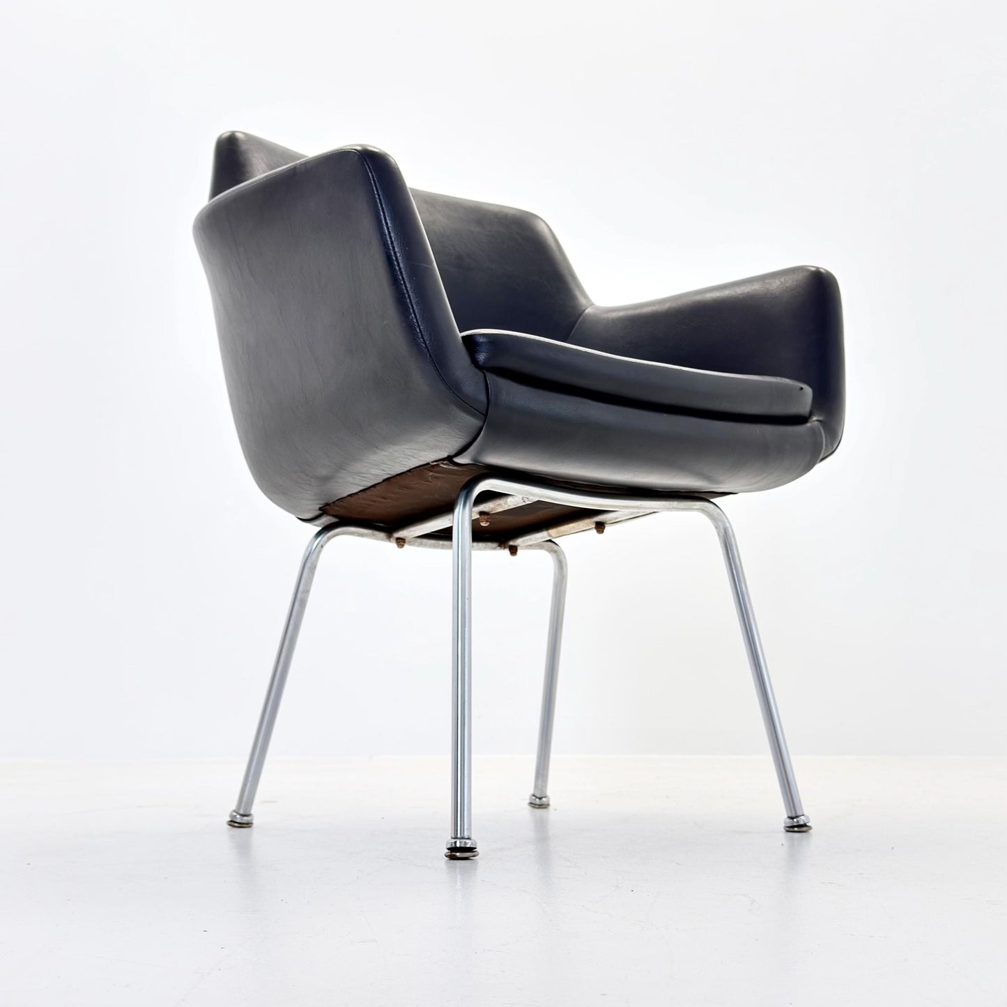 Mid century Olli Mannermaa black Leather Kilta armchair by Eugen Schmidt & Cassina Martela 1970s