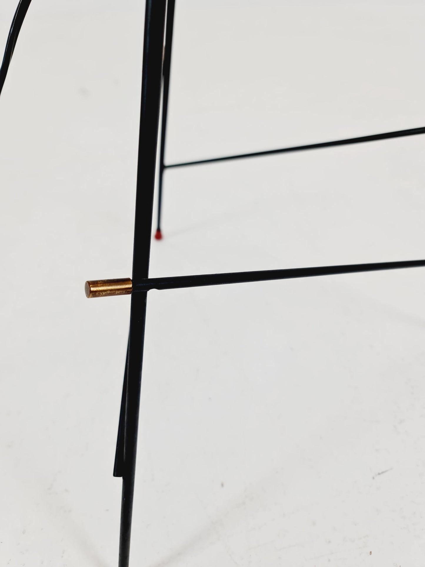 Mid century Tripod Italian floor lamp Red Glas & Brass Details 1950s