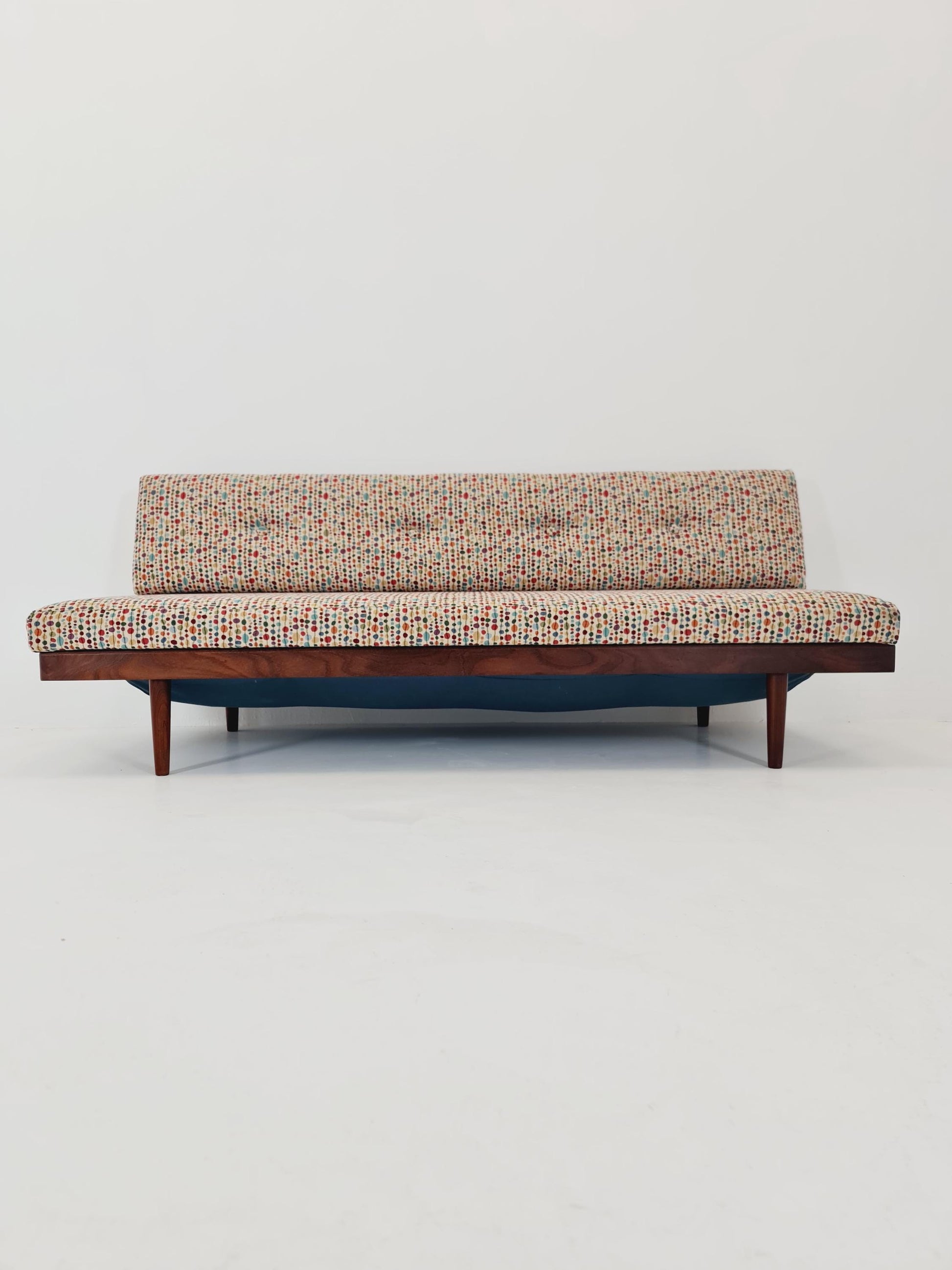 Ingmar Relling “Svane” Daybed – Norwegian Mid-Century Modern Sofa 1960s