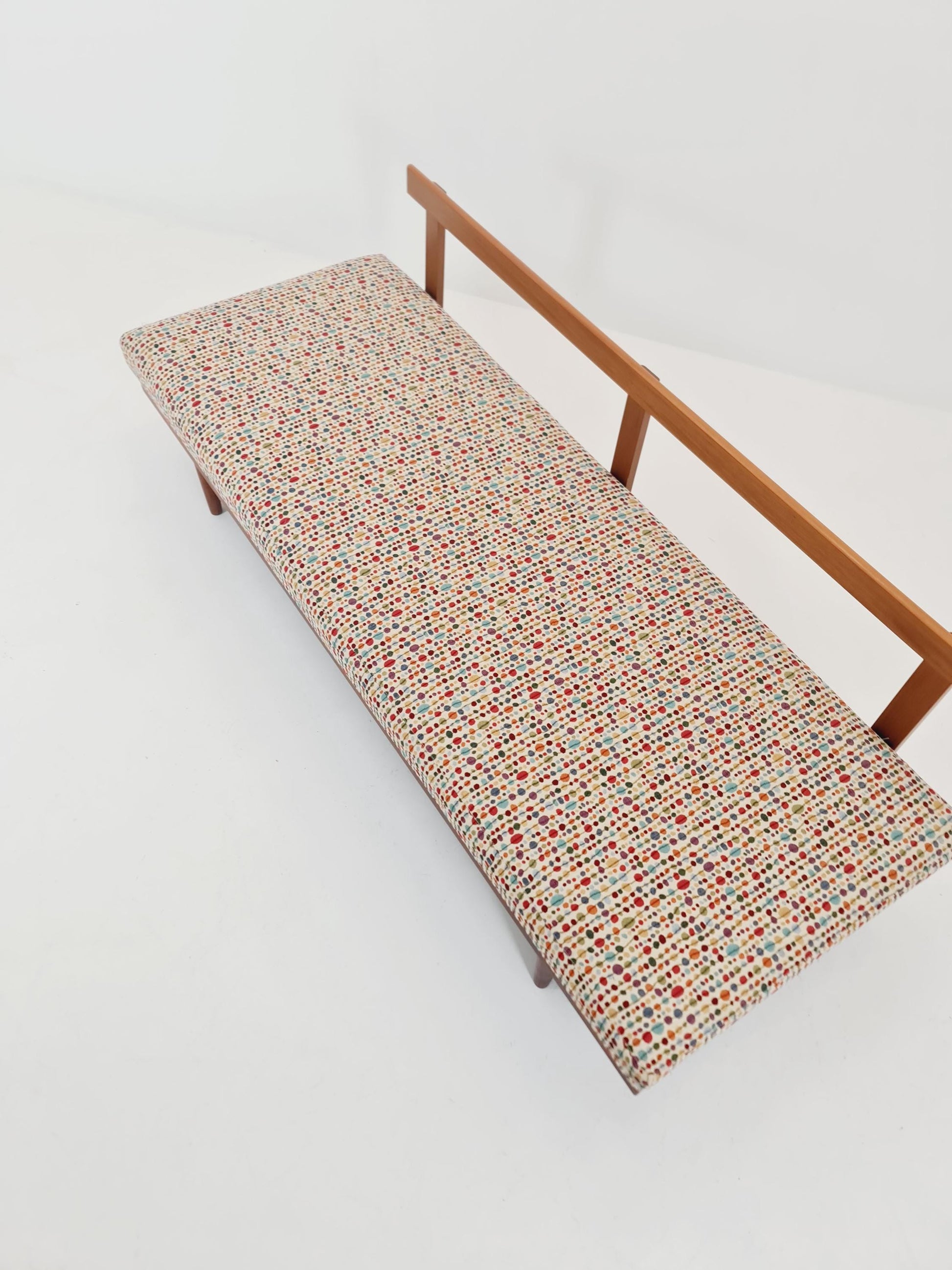 Ingmar Relling “Svane” Daybed – Norwegian Mid-Century Modern Sofa 1960s
