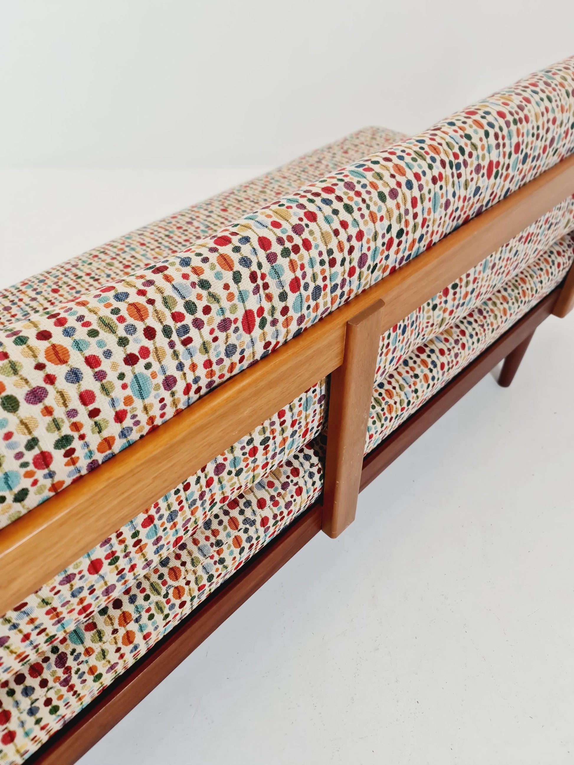 Ingmar Relling “Svane” Daybed – Norwegian Mid-Century Modern Sofa 1960s