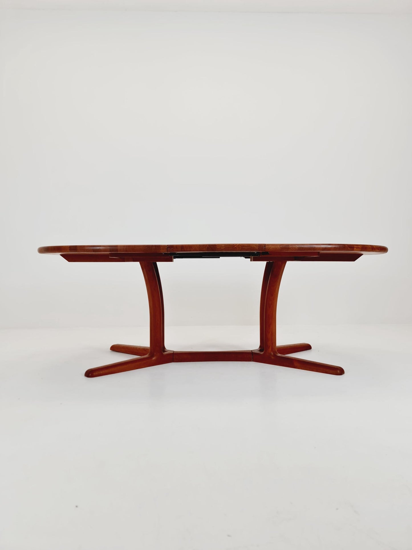 Mid century extendable Danish Modern Solid Teak XXL dining table by Dyrlund MöbelFabrik , 1970s