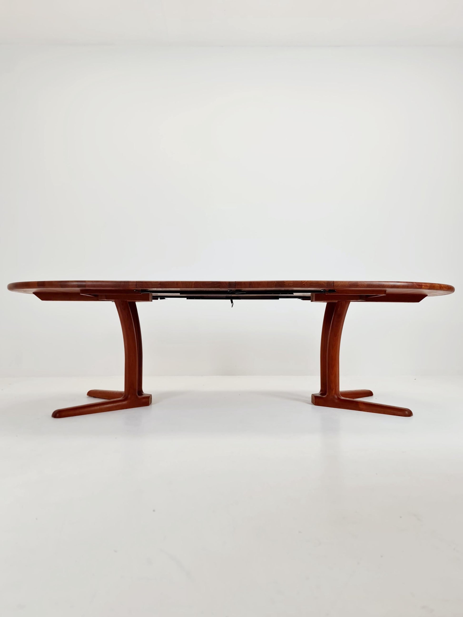 Mid century extendable Danish Modern Solid Teak XXL dining table by Dyrlund MöbelFabrik , 1970s