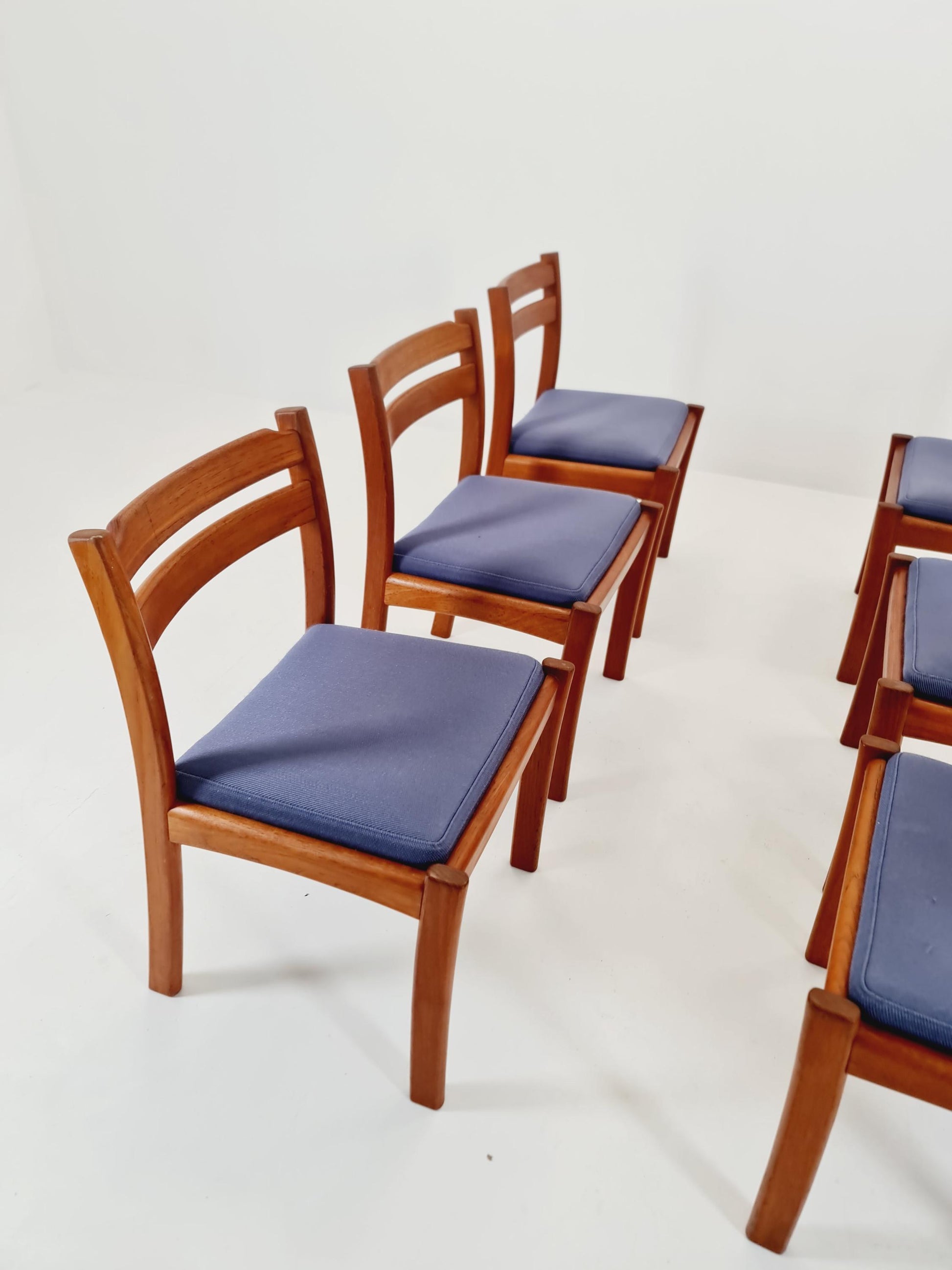 Mid Century Danish solid teak dining Chairs by Dyrlund,Set of 6, 1960s