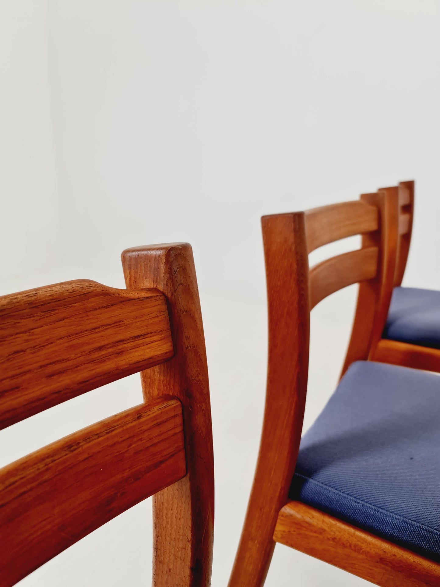 Mid Century Danish solid teak dining Chairs by Dyrlund,Set of 6, 1960s