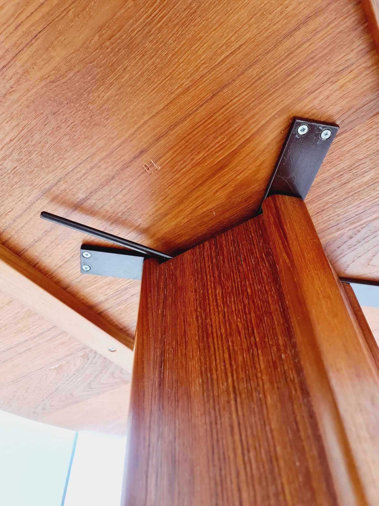 mid centuy Dansih Coffe talbe / dining Table by K.P Möbler 1950s