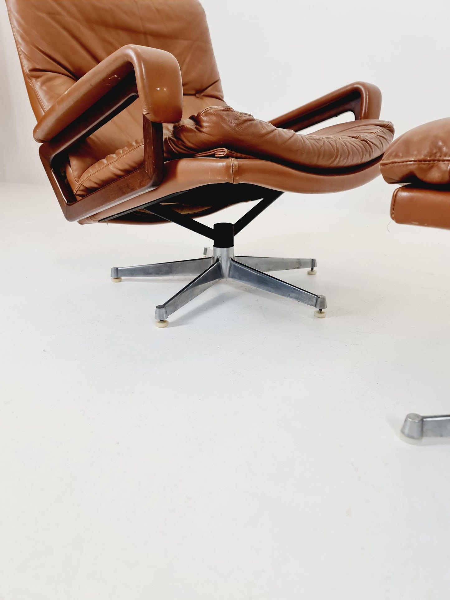 Midcentury Loungechair + ottoman by Andre Vanenbrouck for strässle Switzerland , 1970s