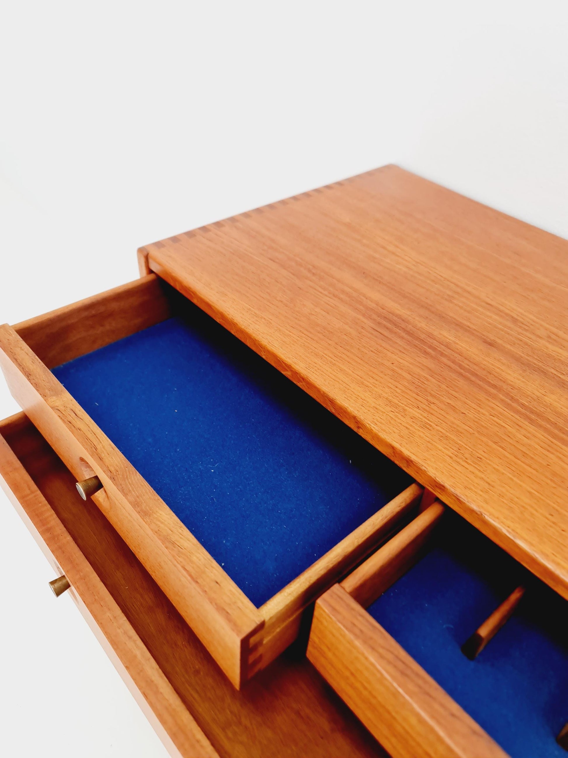 Rare Mid century Dansih Teak Sideboard /chest of Drawers by Nils Jonsson for Trodes , 1960s
