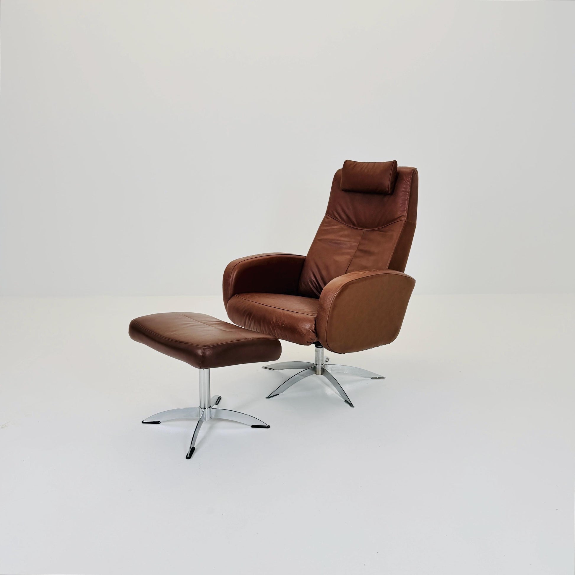 Mid Century Hjort Knudsen Danish Spinning Armchair & Ottoman – Brown Leather Swivel Lounge Chair – Denmark 1990s MCM