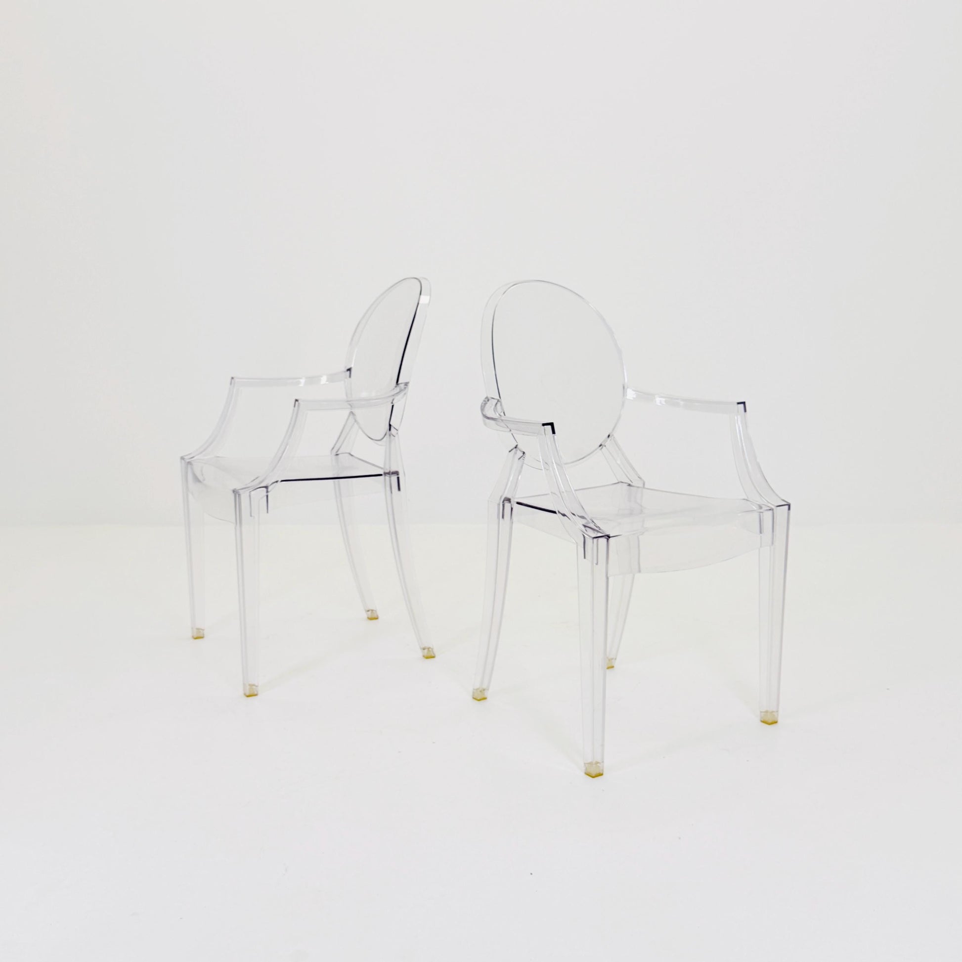 Set of 2 Louis Ghost Armchairs by Philippe Starck for Kartell – Transparent Polycarbonate Chairs, Italy 2000s
