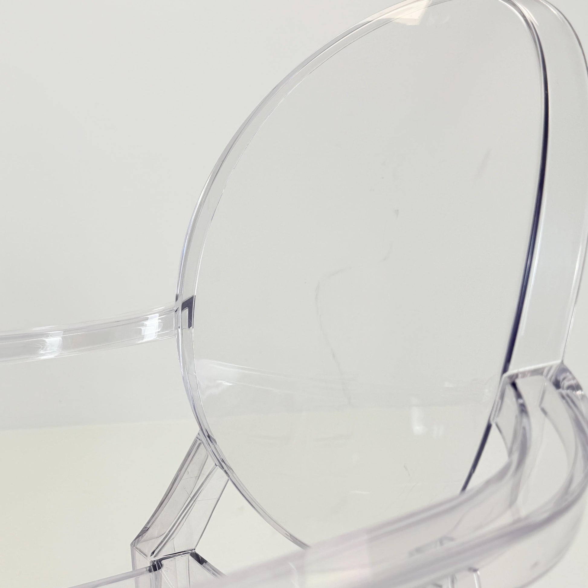 Set of 2 Louis Ghost Armchairs by Philippe Starck for Kartell – Transparent Polycarbonate Chairs, Italy 2000s