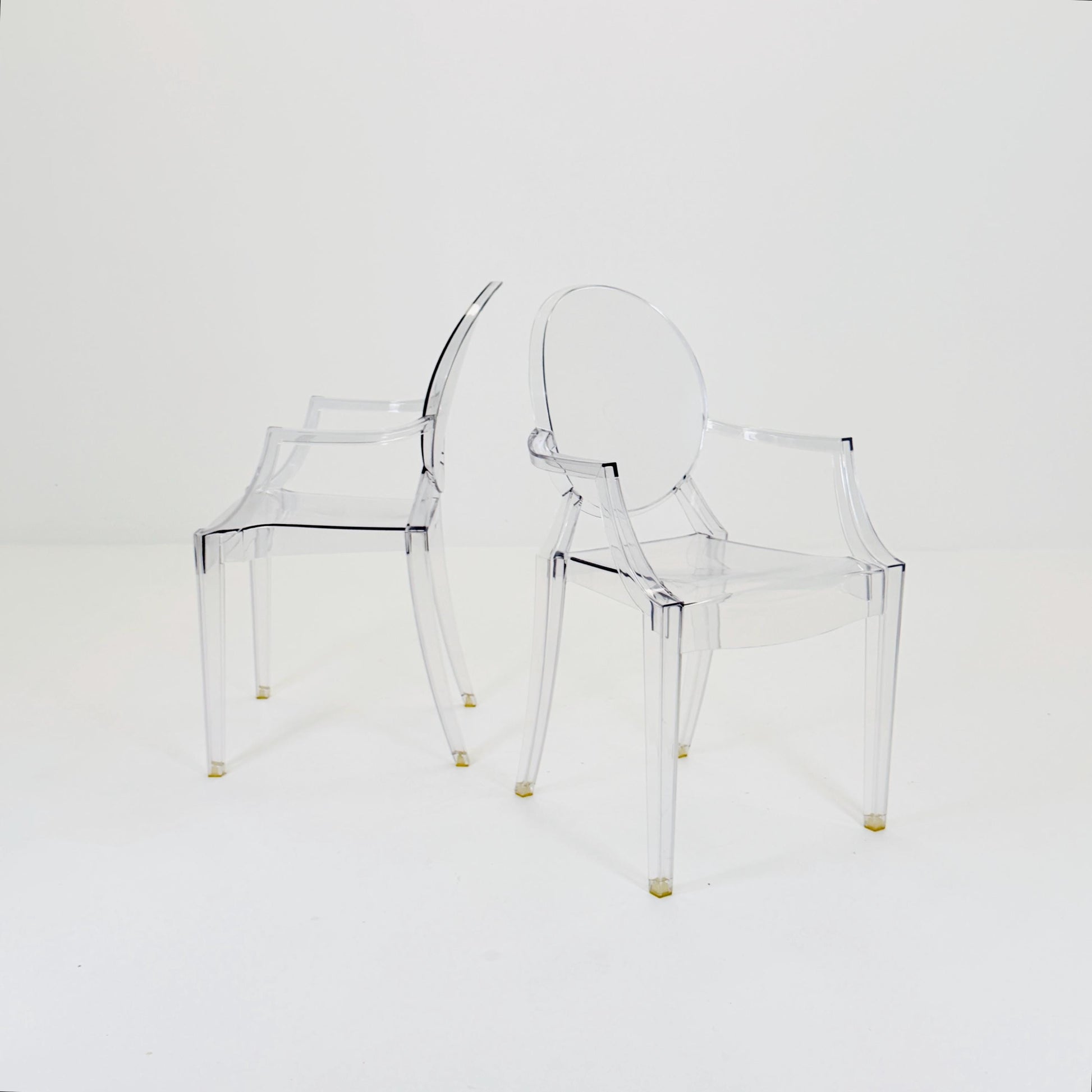 Set of 2 Louis Ghost Armchairs by Philippe Starck for Kartell – Transparent Polycarbonate Chairs, Italy 2000s