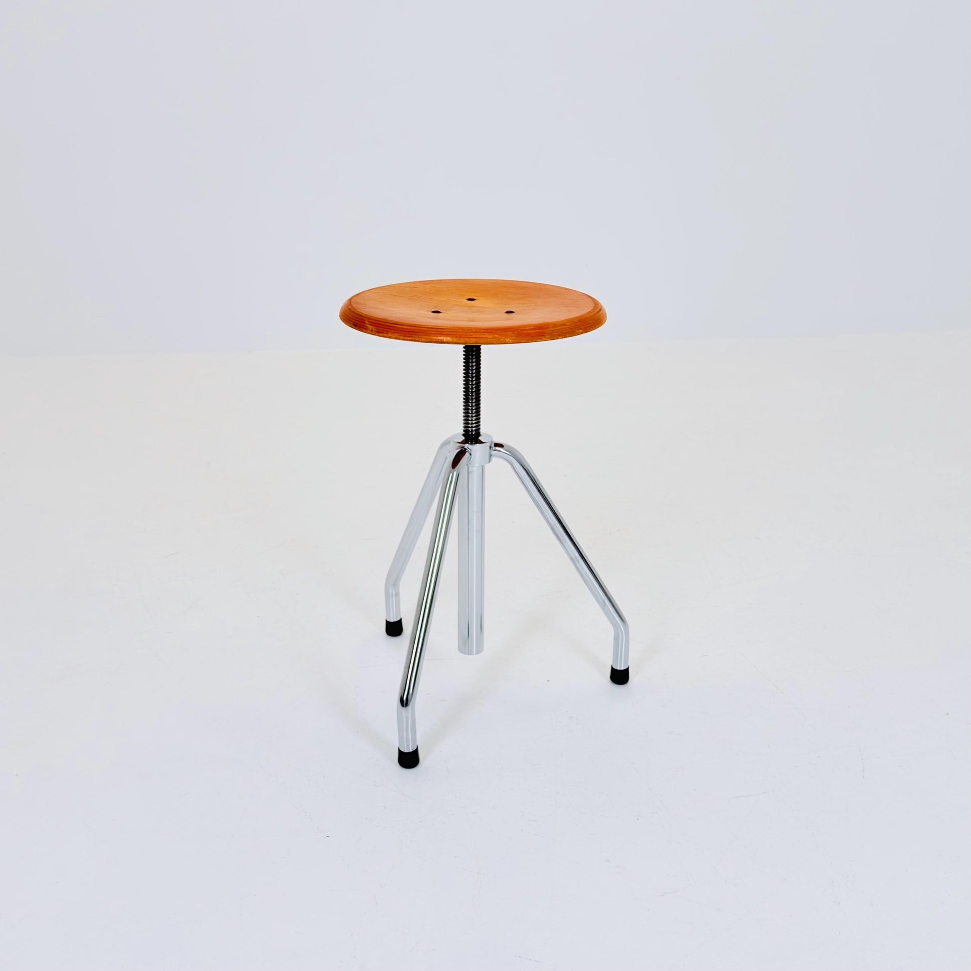 Mid Century Modern Industrial Tripod Stool 1980s Italy – Bauhaus Swivel Adjustable