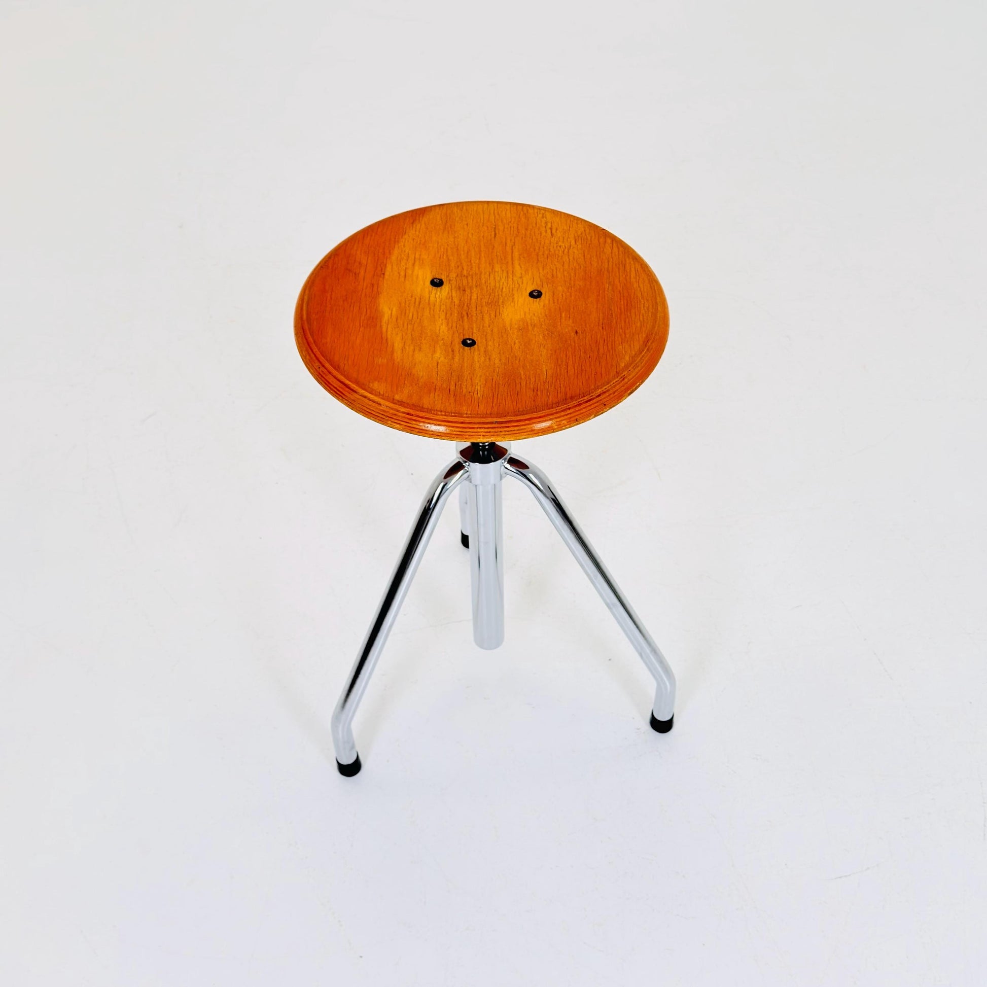 Mid Century Modern Industrial Tripod Stool 1980s Italy – Bauhaus Swivel Adjustable