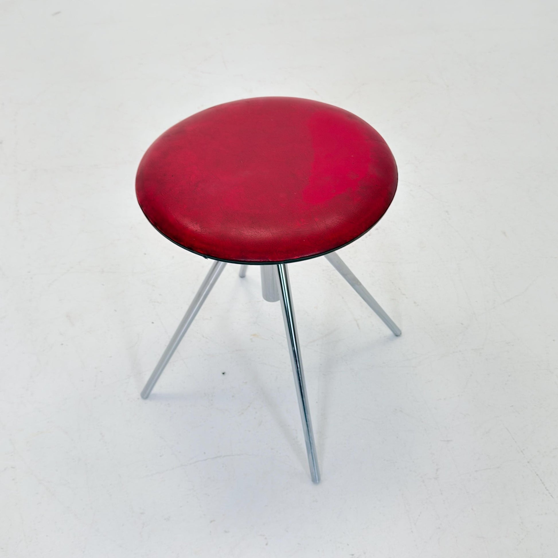 Mid Century Modern Industrial Tripod Stool 1980s Italy – Bauhaus Swivel Adjustable