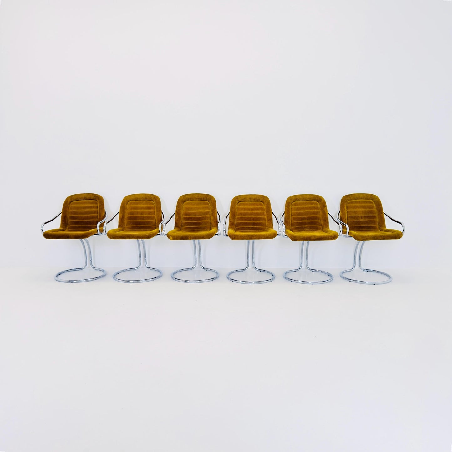 Set of 6 Mid century Cantilever Dining Chairs by Gastone Rinaldi Cantilever Dining Chairs – for RIMA Italy 1970s