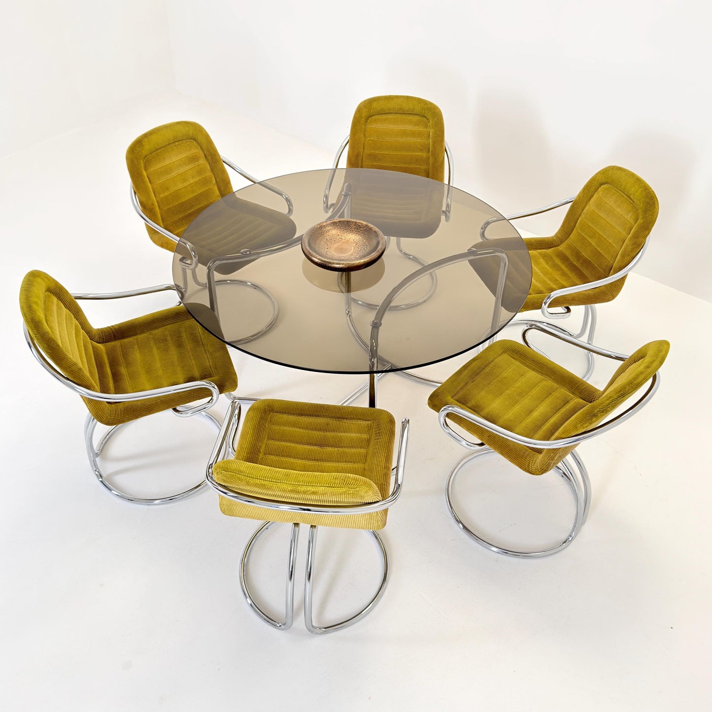 Complete Mid-Century Italian Dining Set – Vittorio Introini Round Smoked Glass Table + 6 Gastone Rinaldi Chrome Cantilever Chairs, 1970s