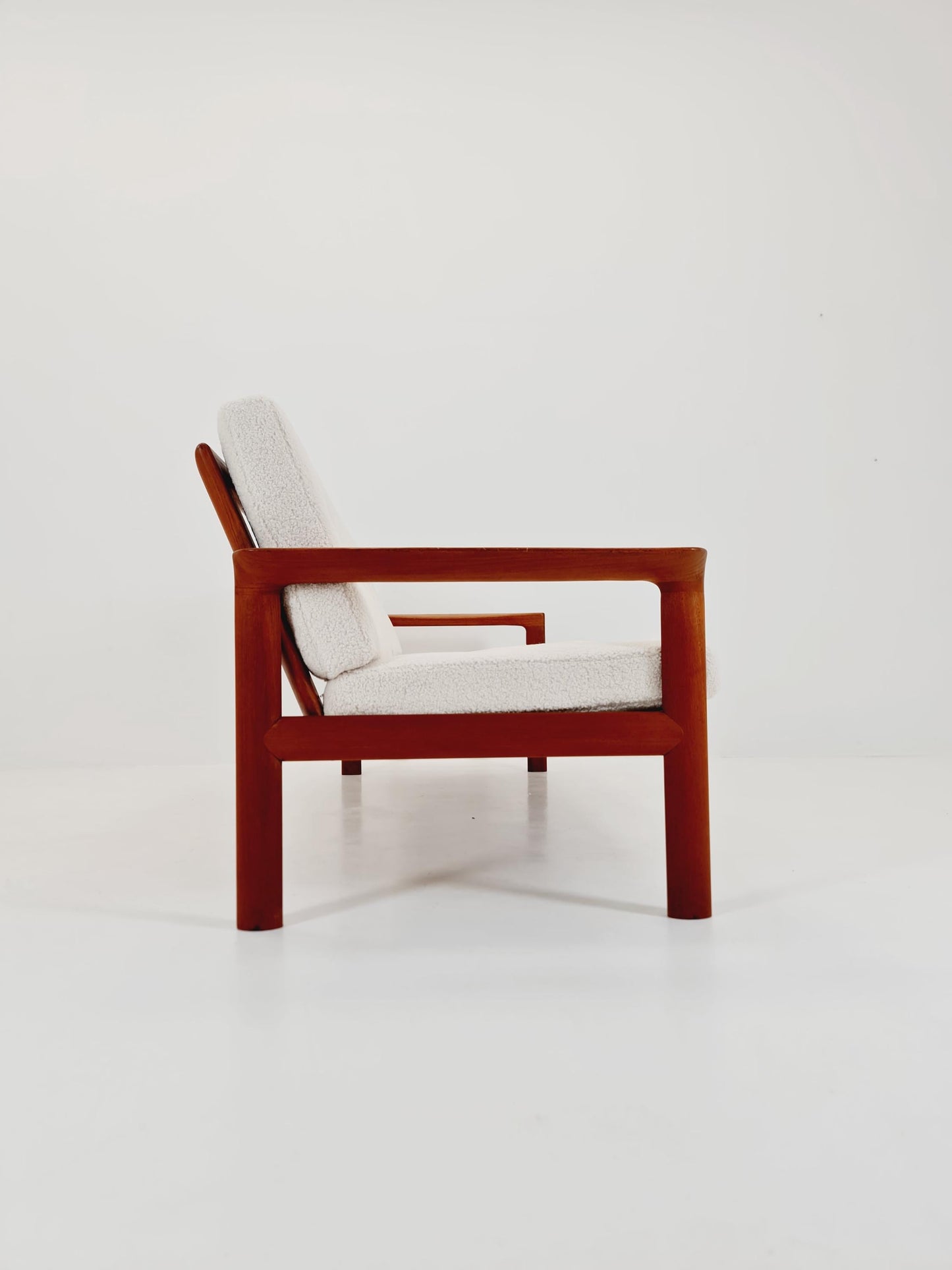 Mid century easy lounge couch by Sven ellekaer for komfort teak , 1960s