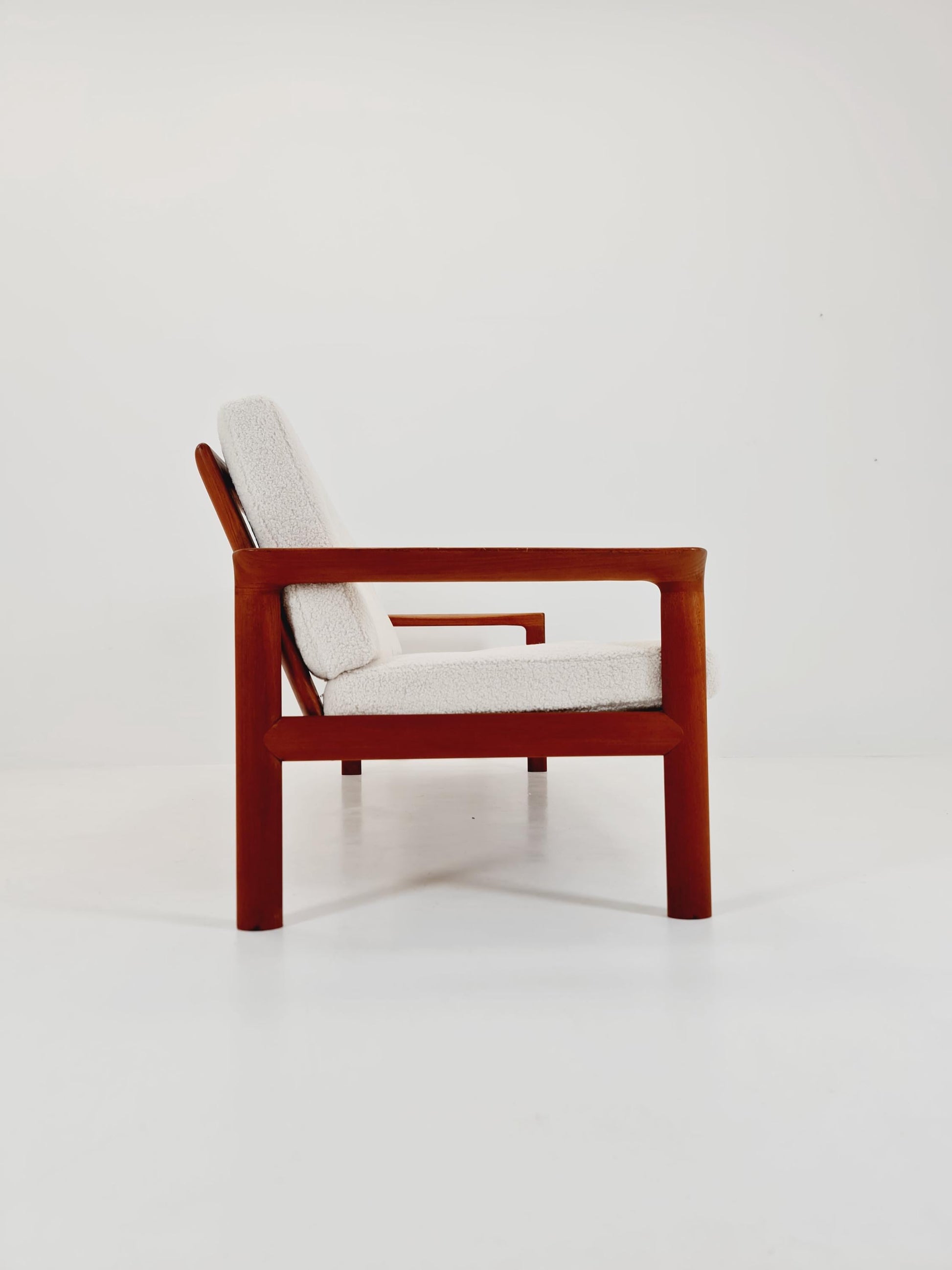 Mid century easy lounge couch by Sven ellekaer for komfort teak , 1960s