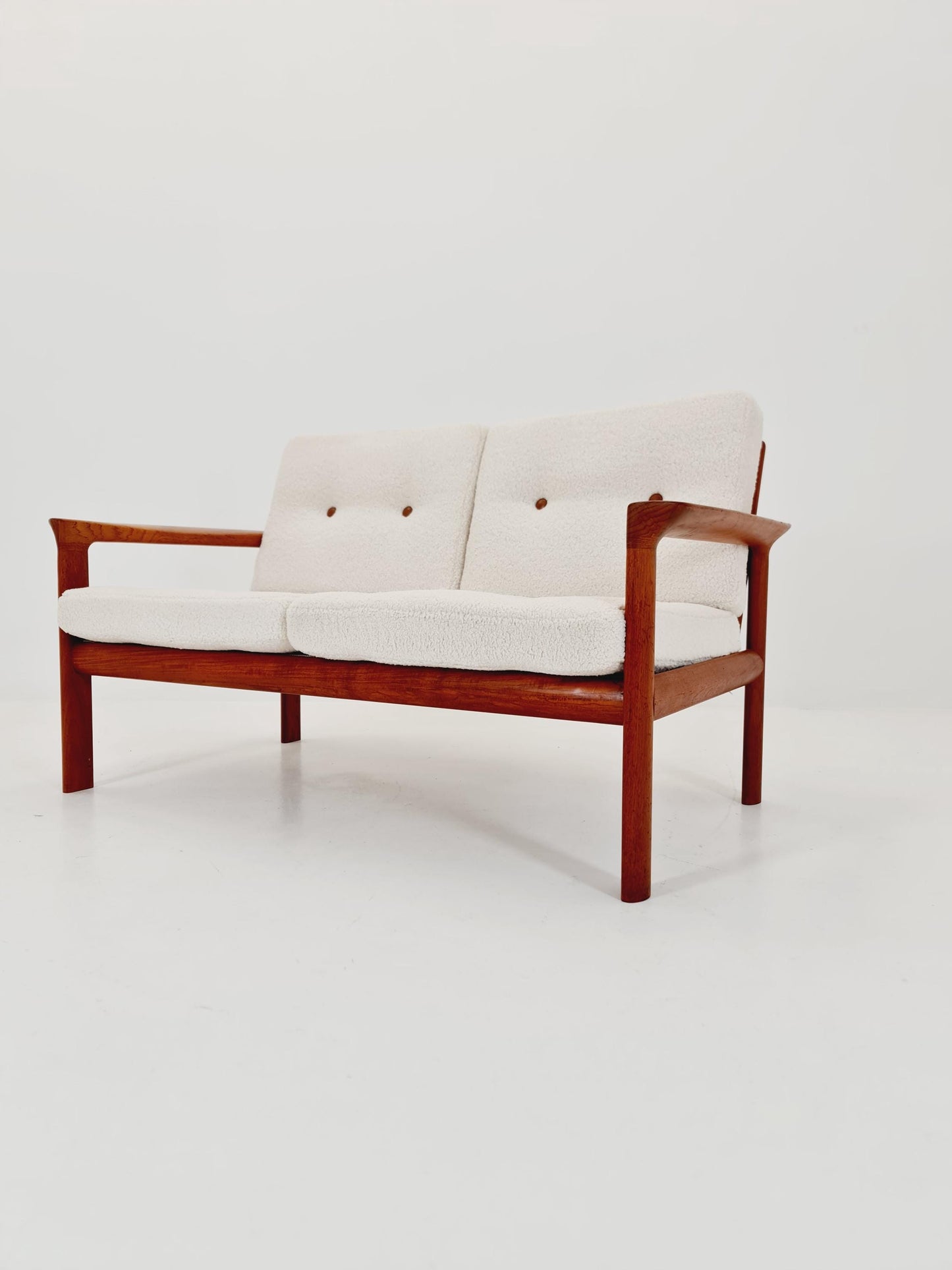 Mid century easy lounge couch by Sven ellekaer for komfort teak , 1960s