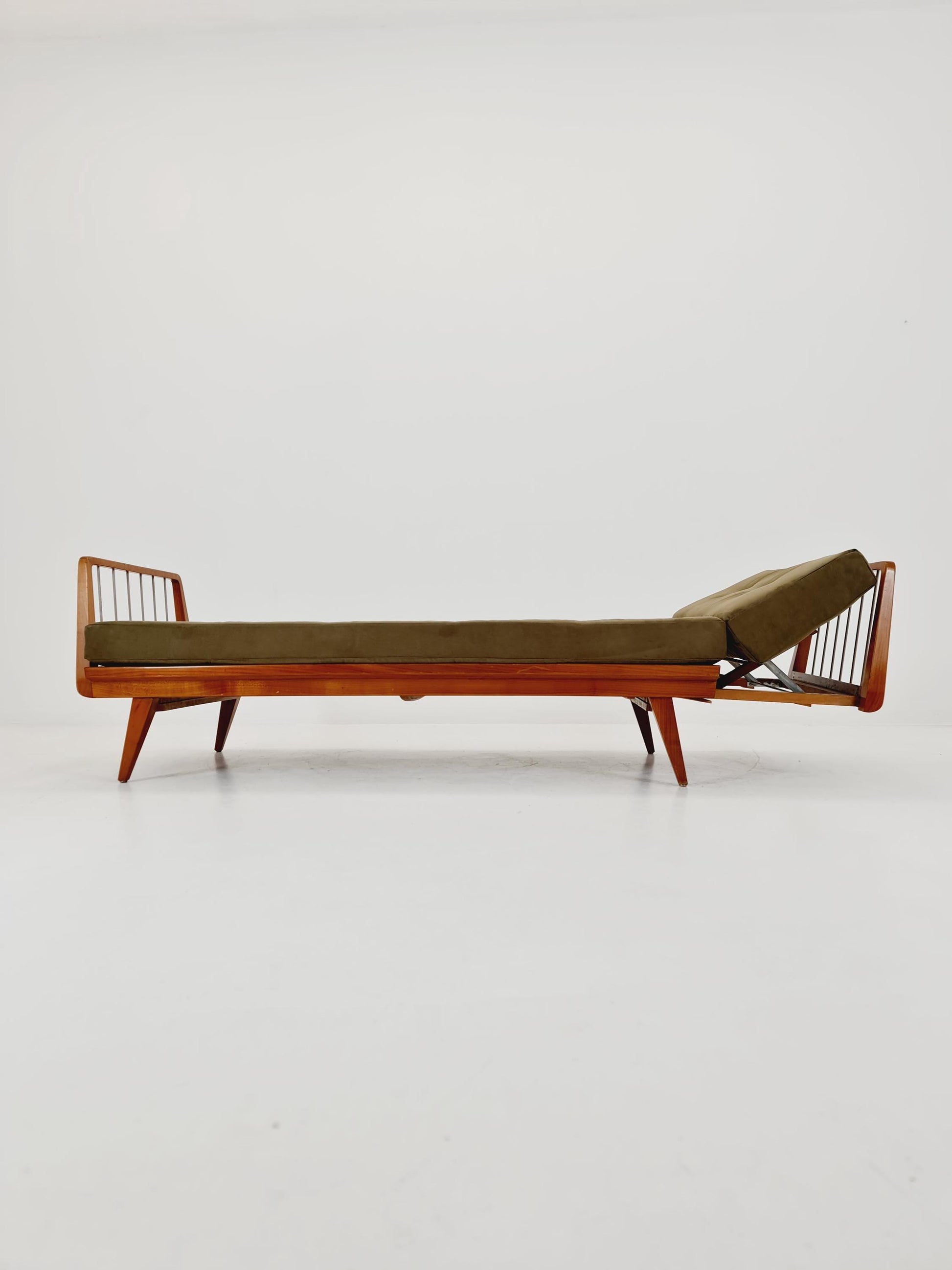 Midcentury Stella Sofa Ash wood Daybed by Walter Knoll , Germany, 1950s