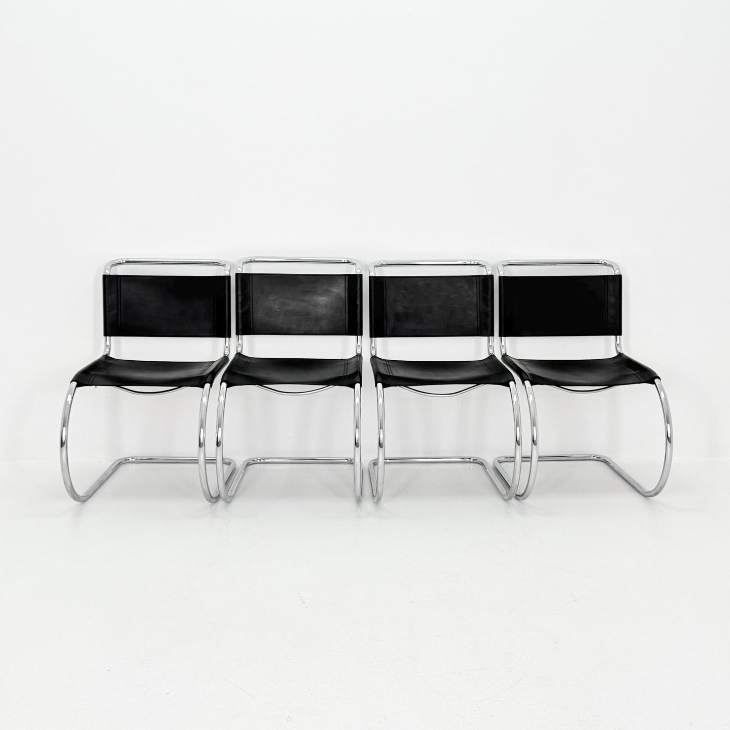 Set of 4 MR10 lounge black leather chairs design by Ludwig Mies van der Rohe , 1980s Italy