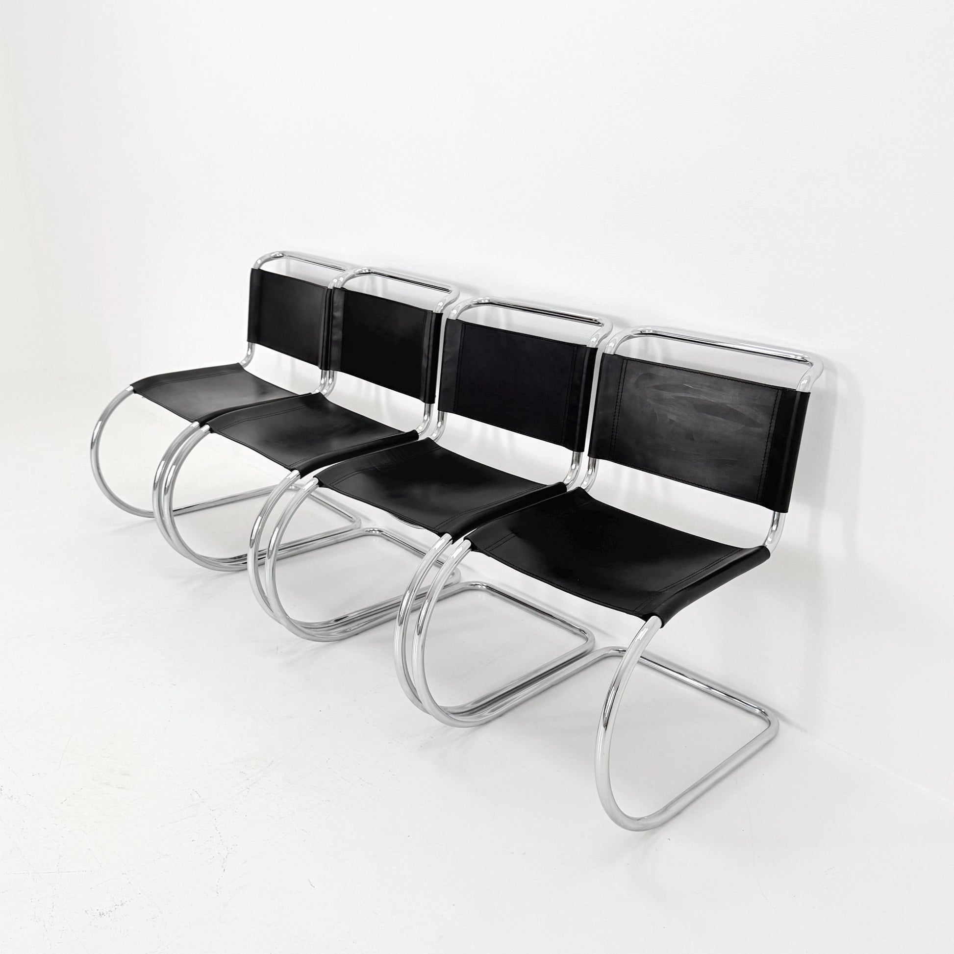 Set of 4 MR10 lounge black leather chairs design by Ludwig Mies van der Rohe , 1980s Italy