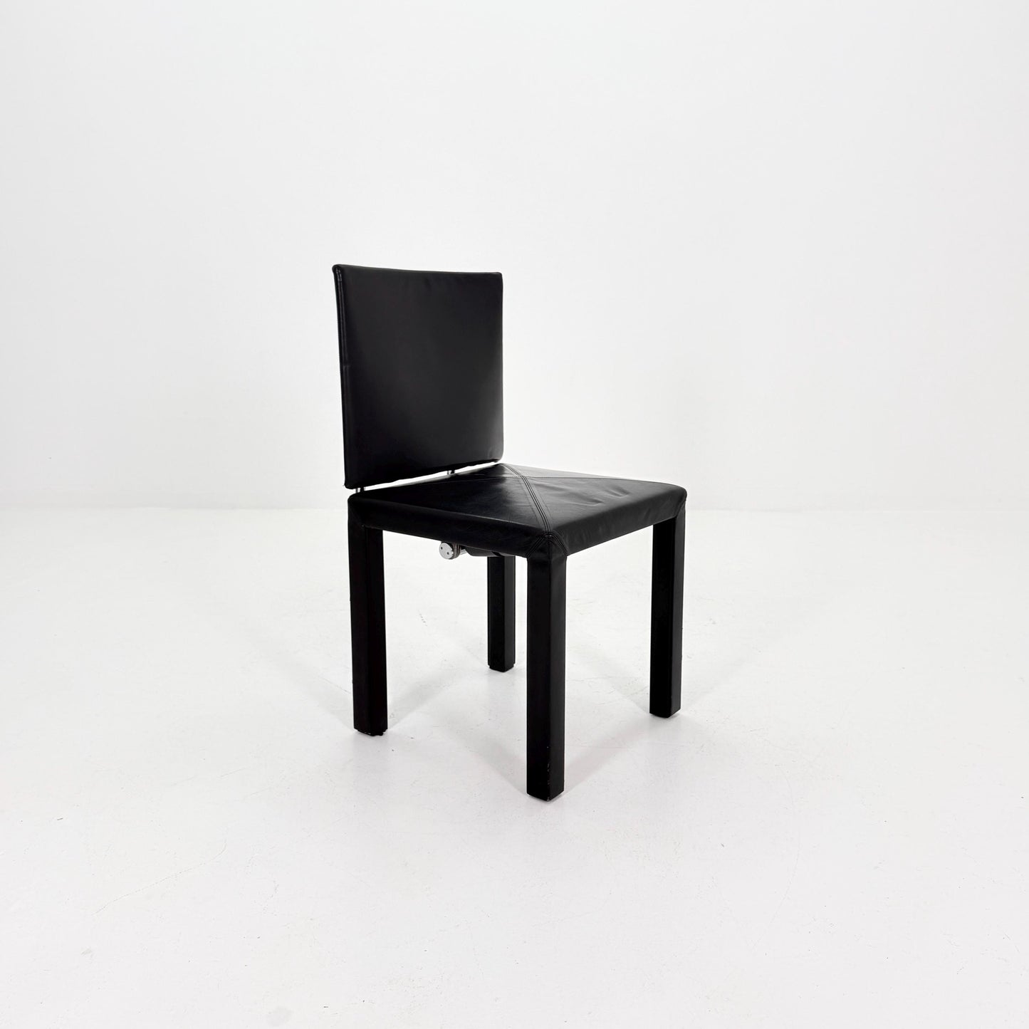 1 of 3 Mid Century Arcadia Dining Chairs by Paolo Piva for B&B Italia – Black Leather 1980s Italy