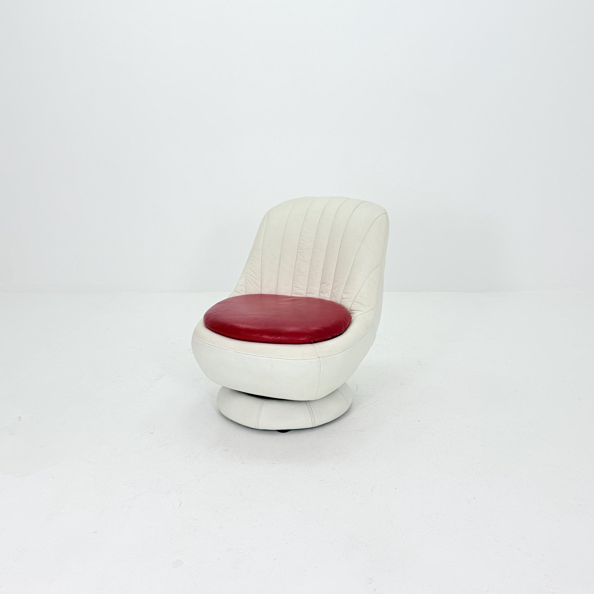 Mid Century Space Age Swivel Lounge Chair – White & Red Leather, Germany 1970s,