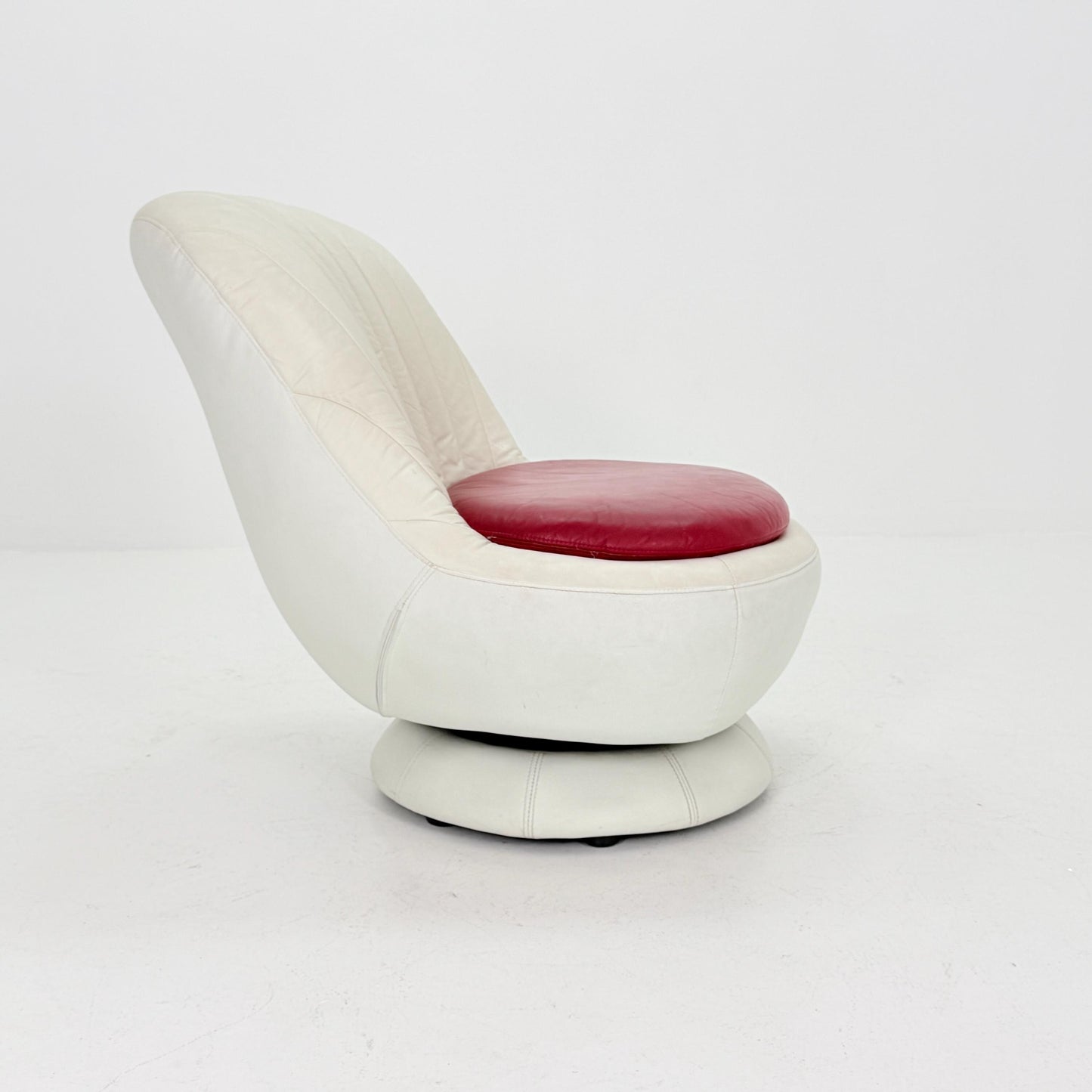 Mid Century Space Age Swivel Lounge Chair – White & Red Leather, Germany 1970s,