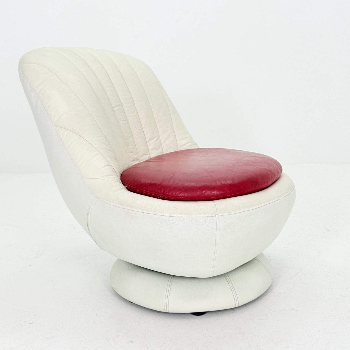 Mid Century Space Age Swivel Lounge Chair – White & Red Leather, Germany 1970s,