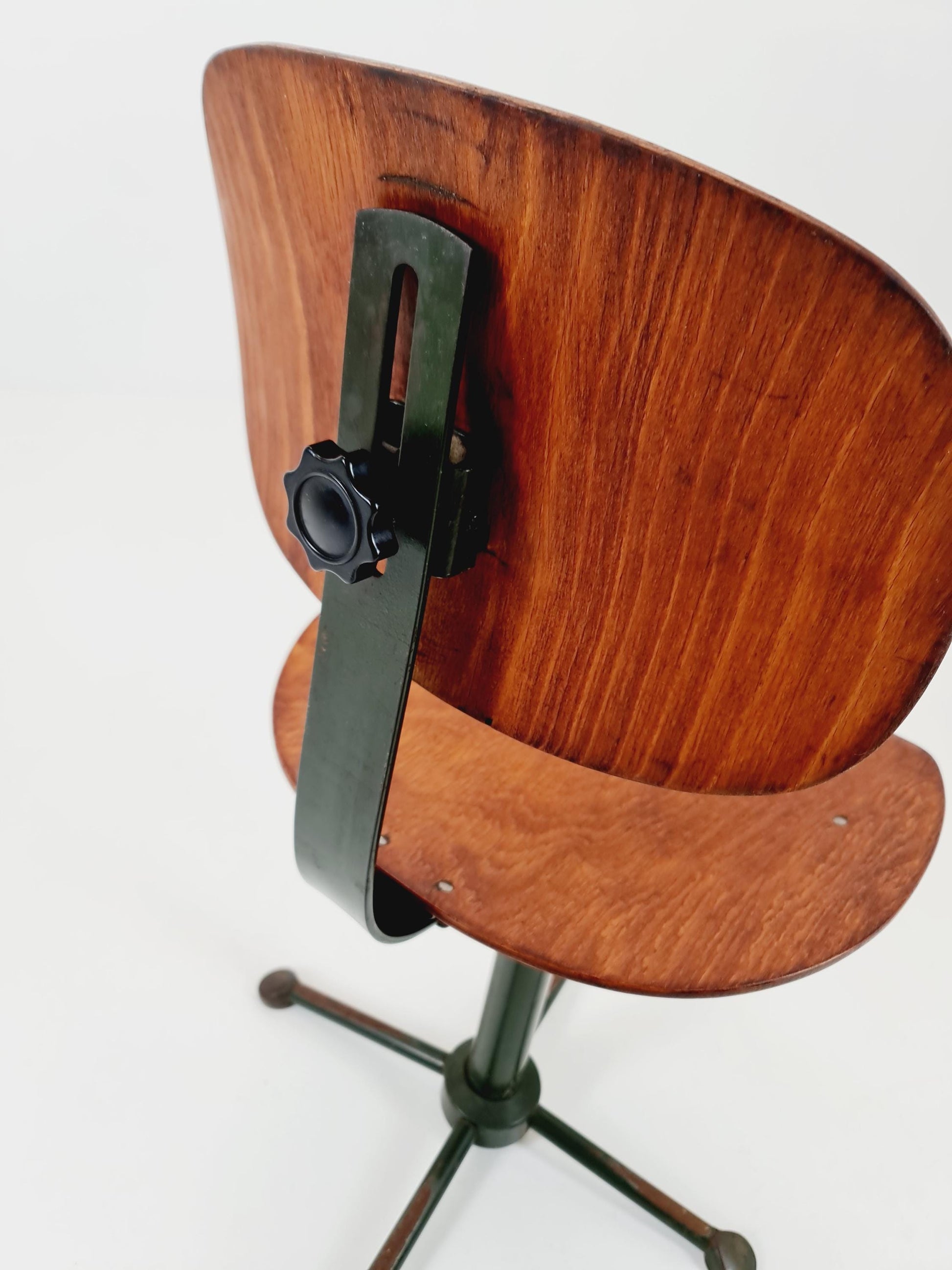 Bauhaus office chair in solid wood By Drabert 1930s