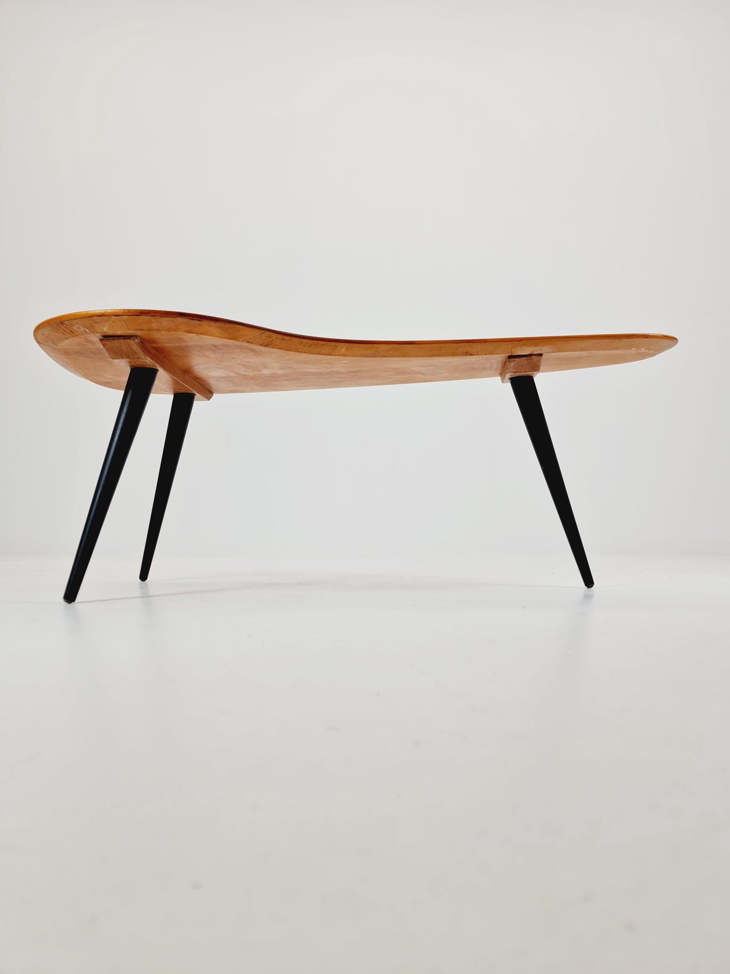 Mid-Century Modern Organic Coffee Table – in Kidney shap by Willy Van Der Meeren Holland, 1960s