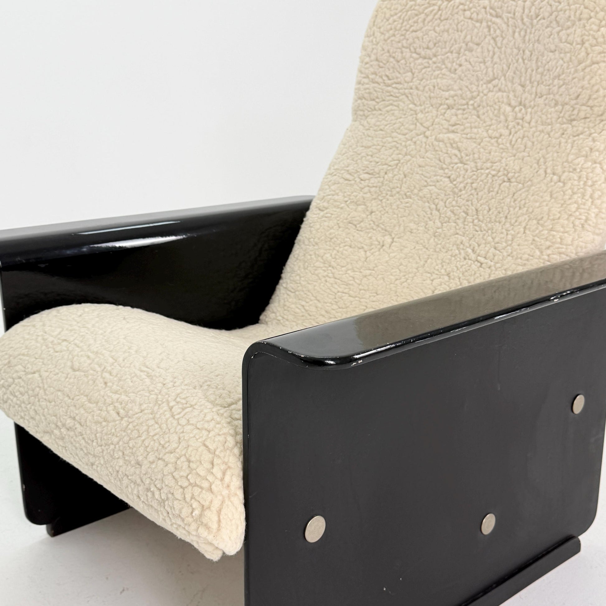 Mid Century Space Age Lounge Chair, Faux Fur Teddy Fabric & Black Wood Base, Germany 1980s,
