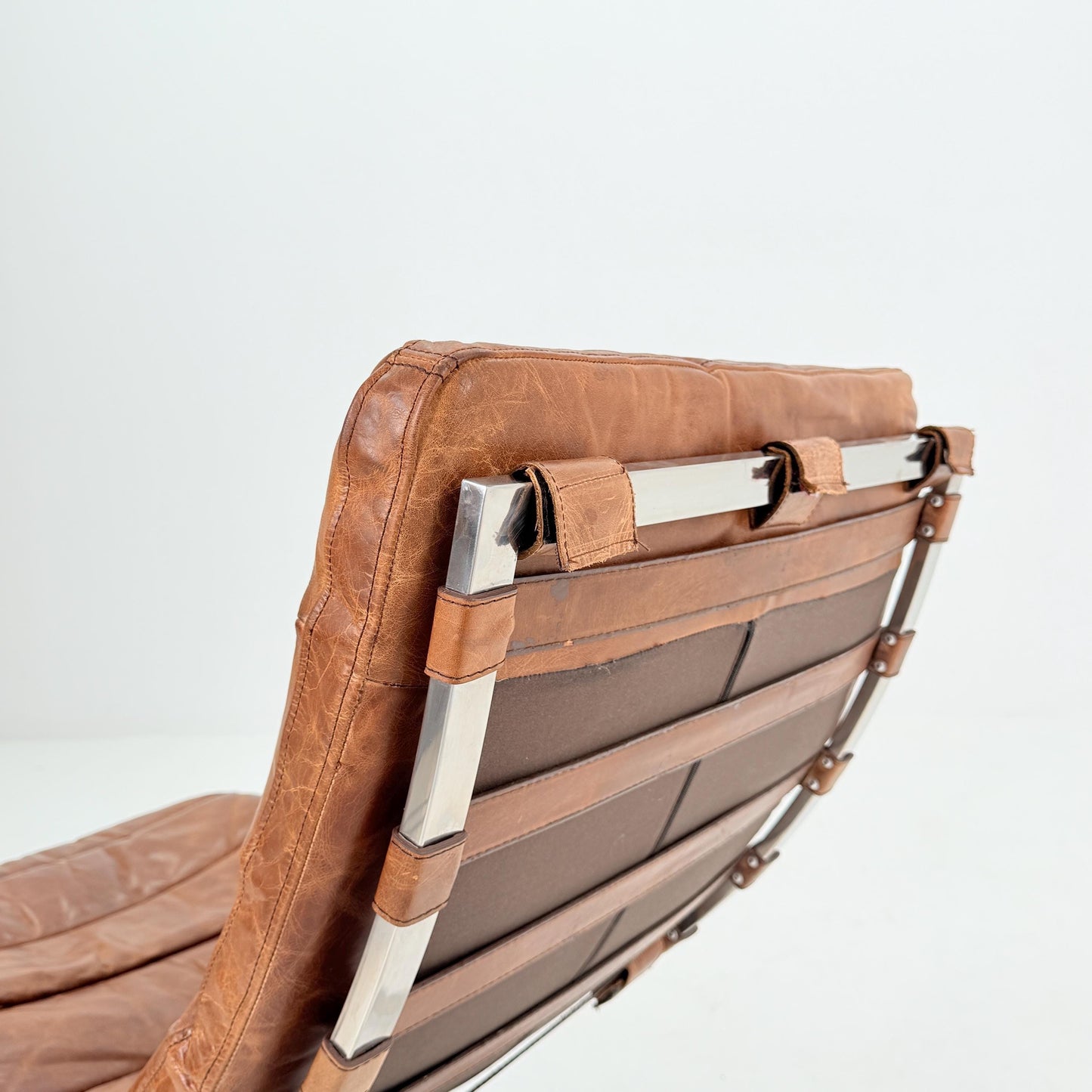 Mid Century Lounge chair leather and chrome, Ludwig Mies van der Rohe Italy 1980s
