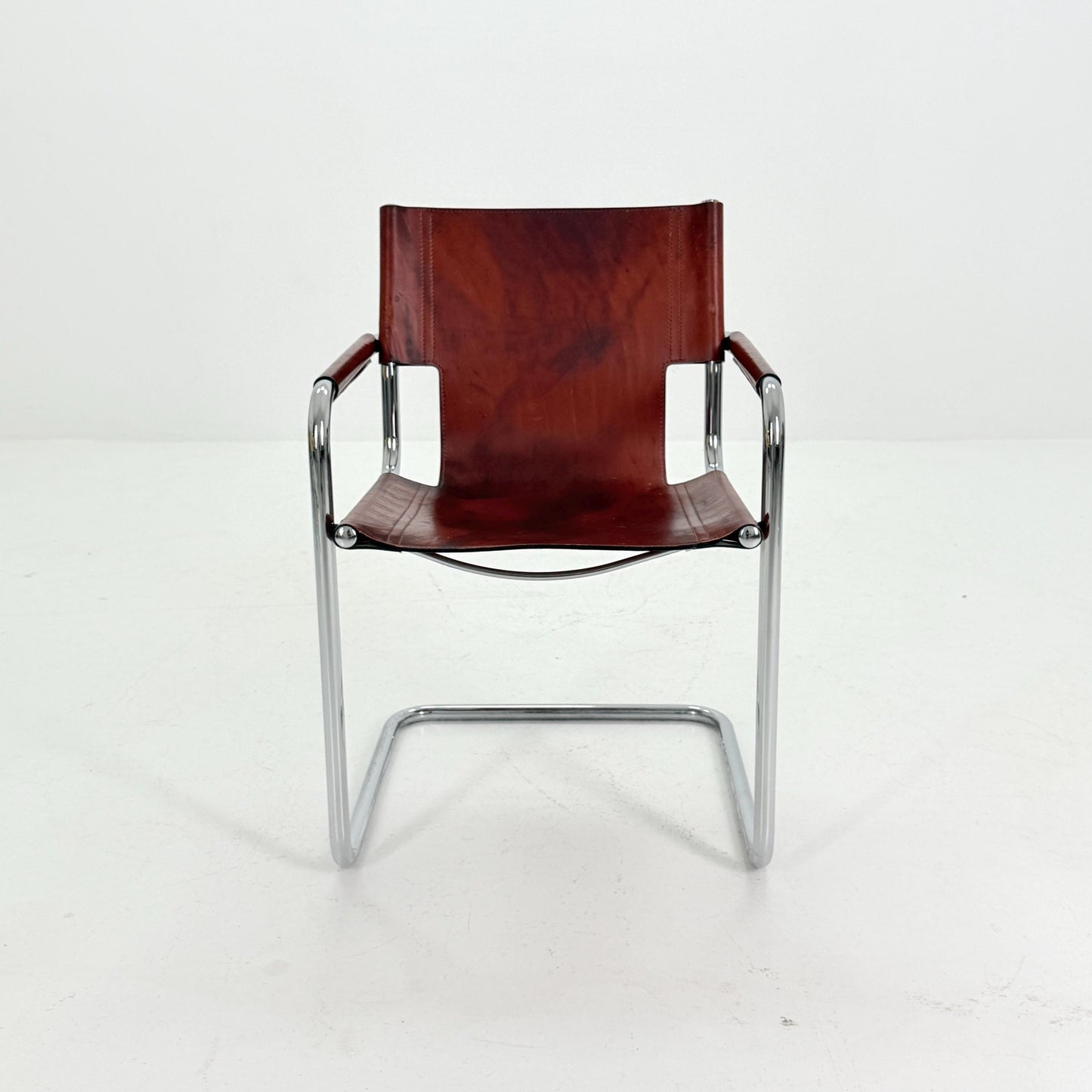 Mid century Bauhaus Matteo Grassi visitor chair MG5 in wine red leather 1970s Italy
