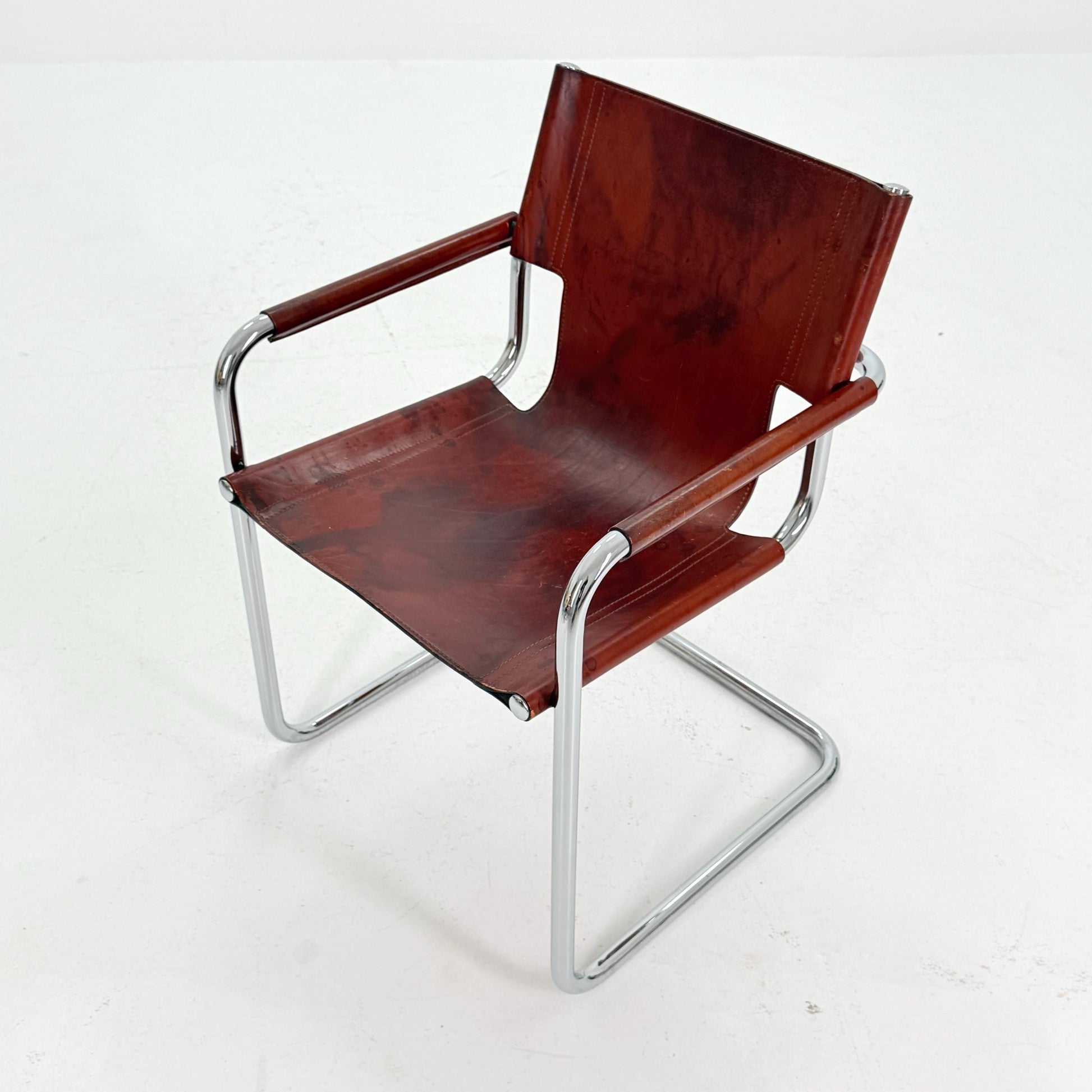 Mid century Bauhaus Matteo Grassi visitor chair MG5 in wine red leather 1970s Italy