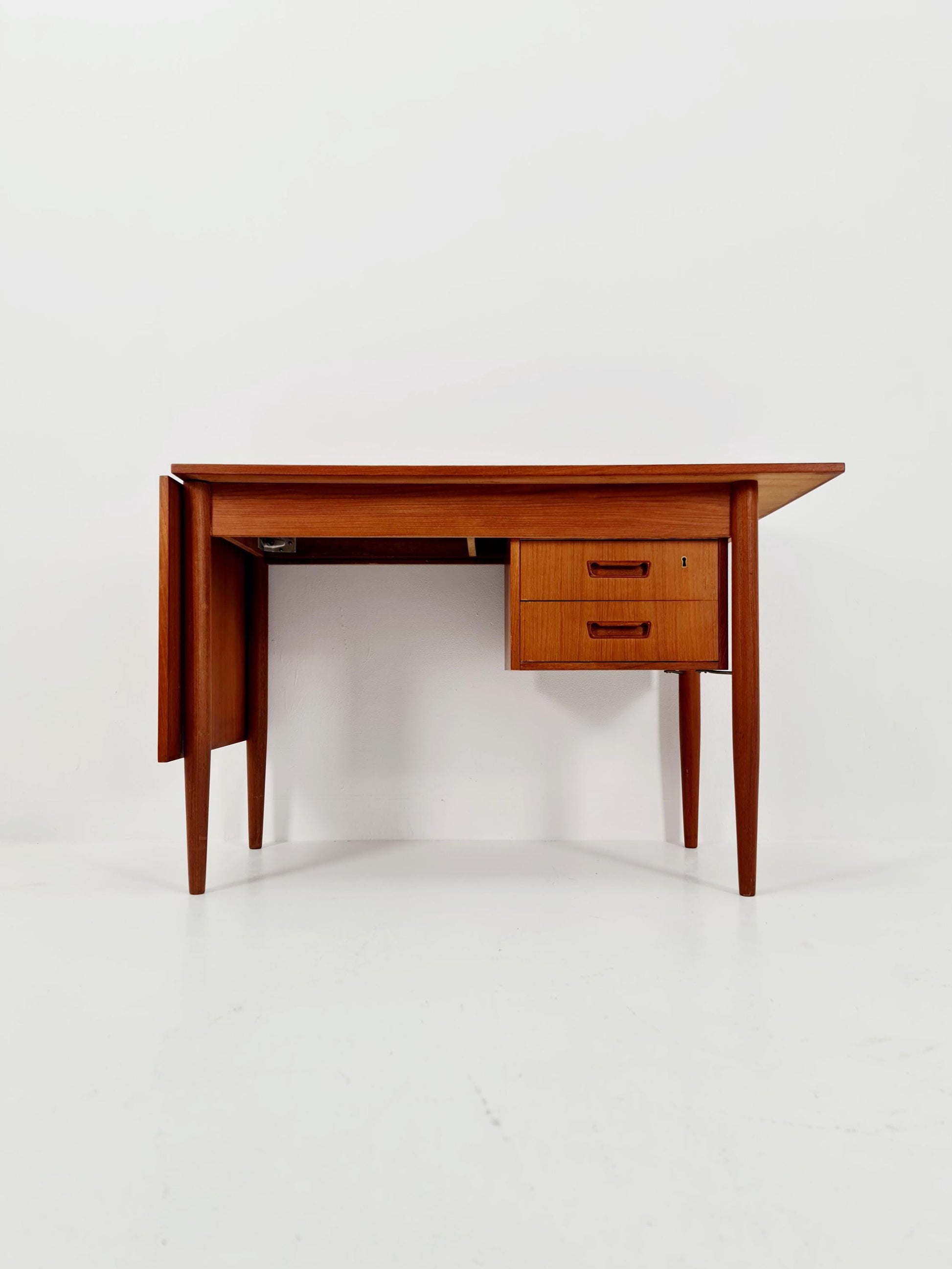 Mid century Danish leaf Drop teak desk By Gunnar Nielsen Tibergaard , 1960s